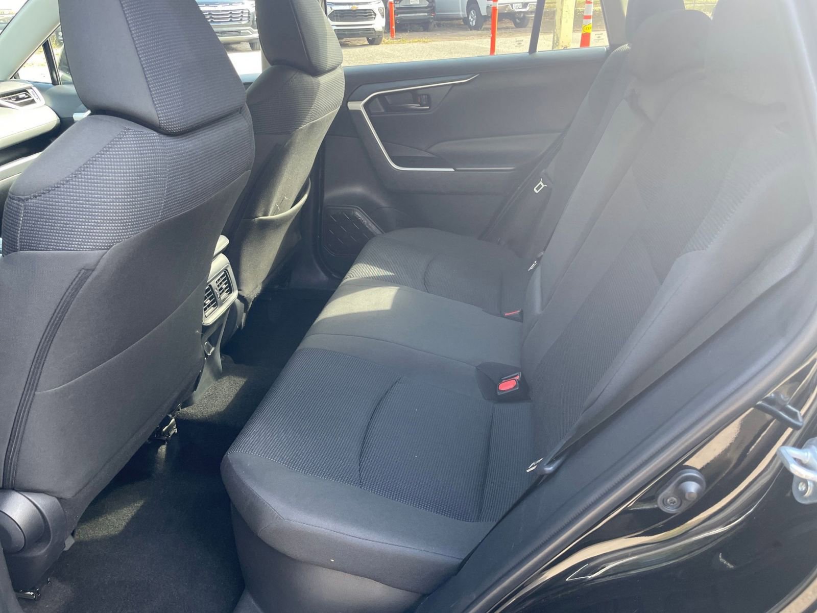 Thumbnail: 2025 Toyota RAV4 - 24