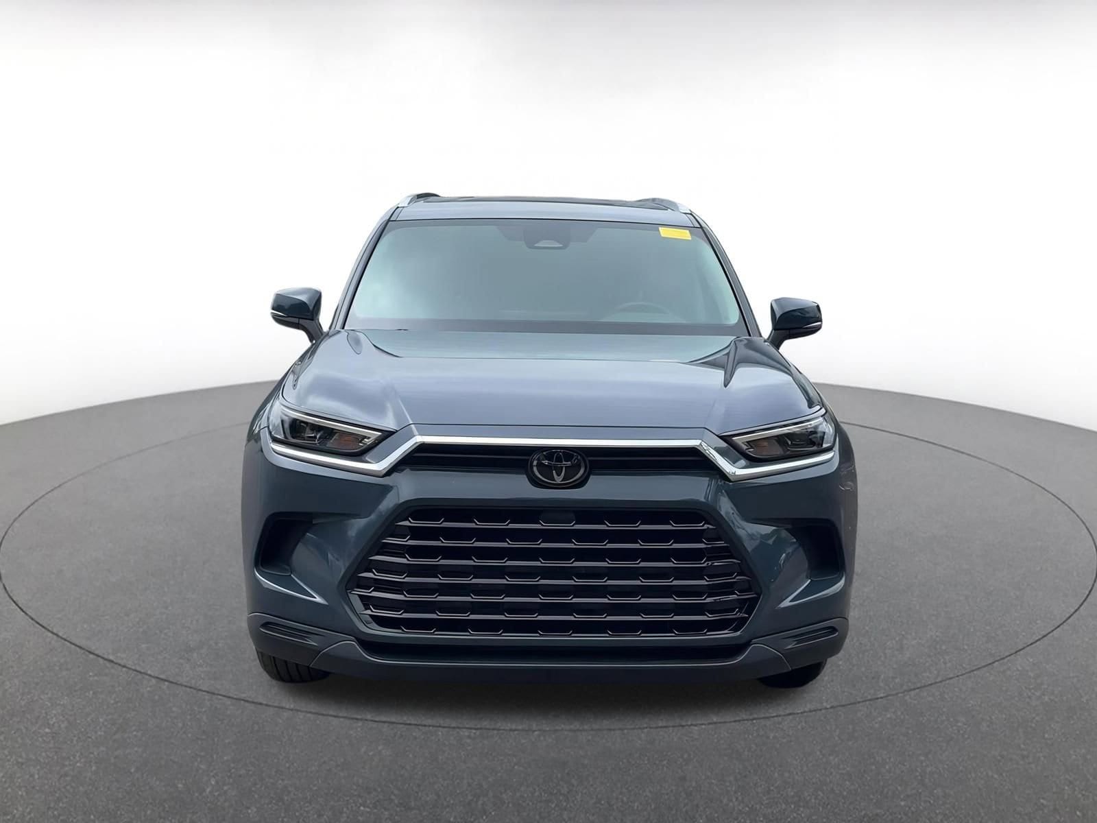 Thumbnail: 2025 Toyota Grand Highlander - 3