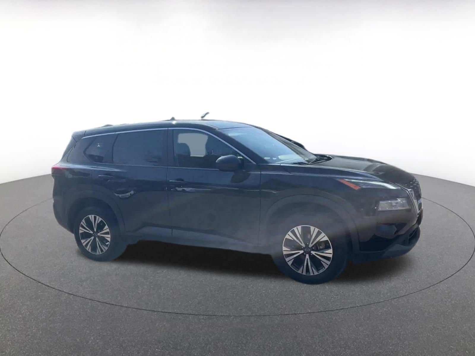 Thumbnail: 2023 Nissan Rogue - 1