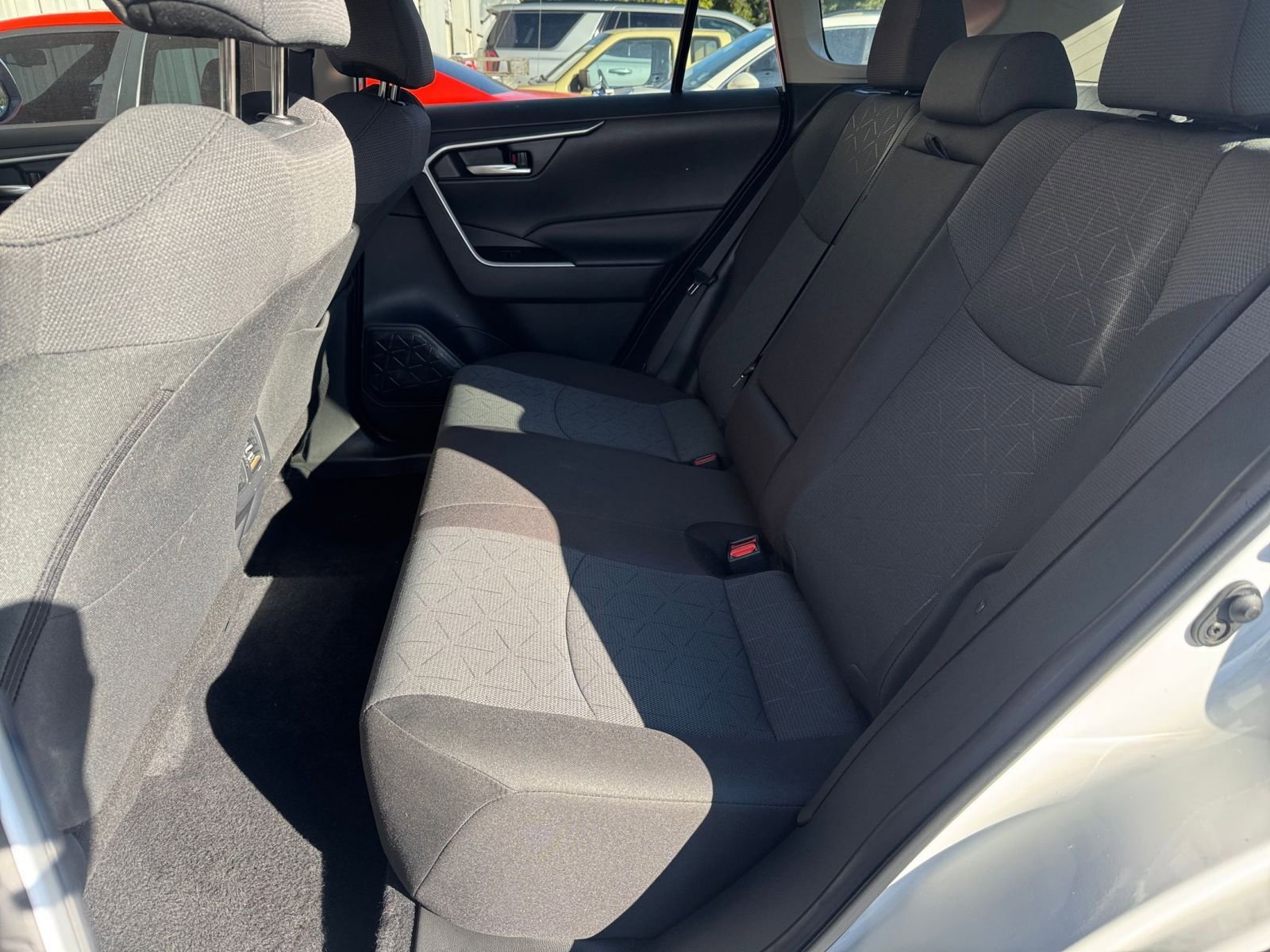 Thumbnail: 2025 Toyota RAV4 - 23