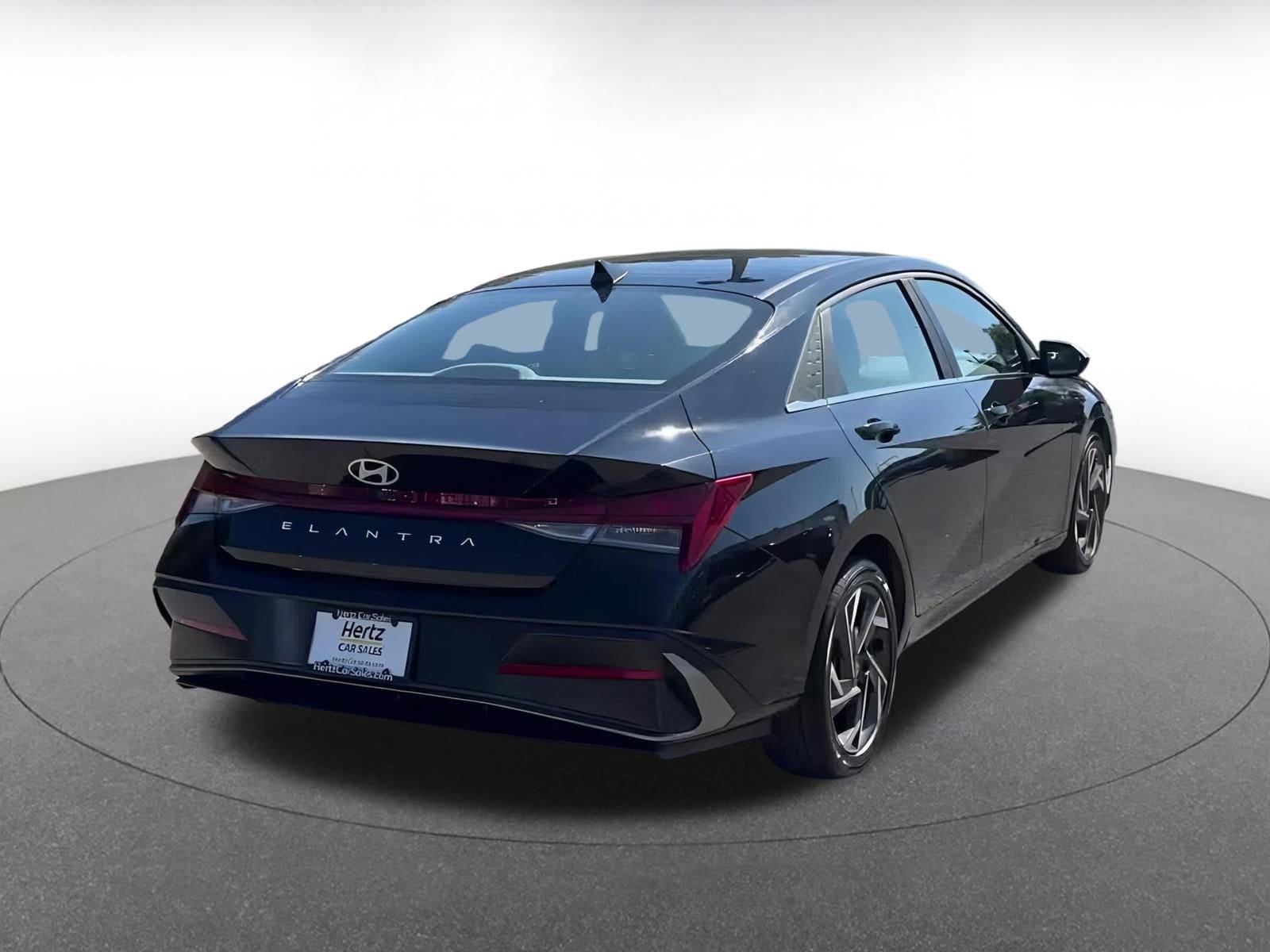 Thumbnail: 2025 Hyundai Elantra - 12