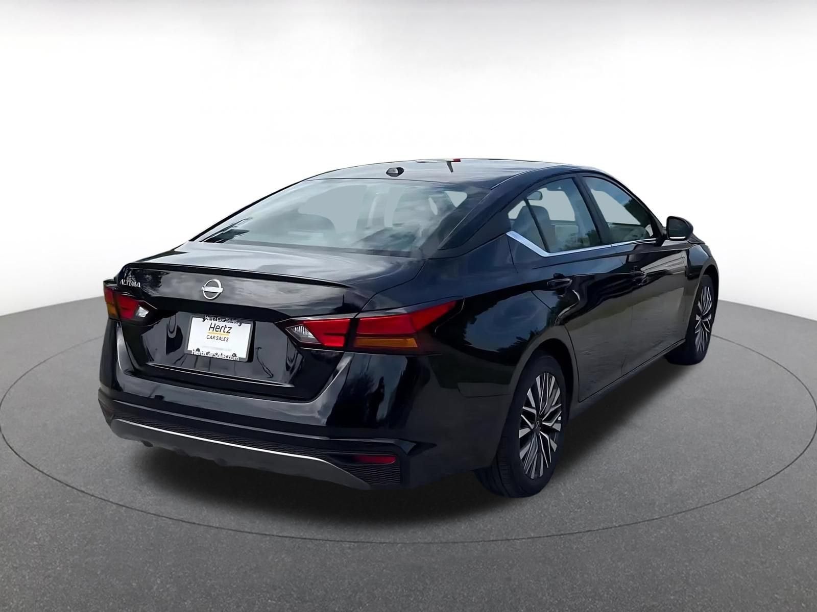 Thumbnail: 2026 Nissan Altima - 11