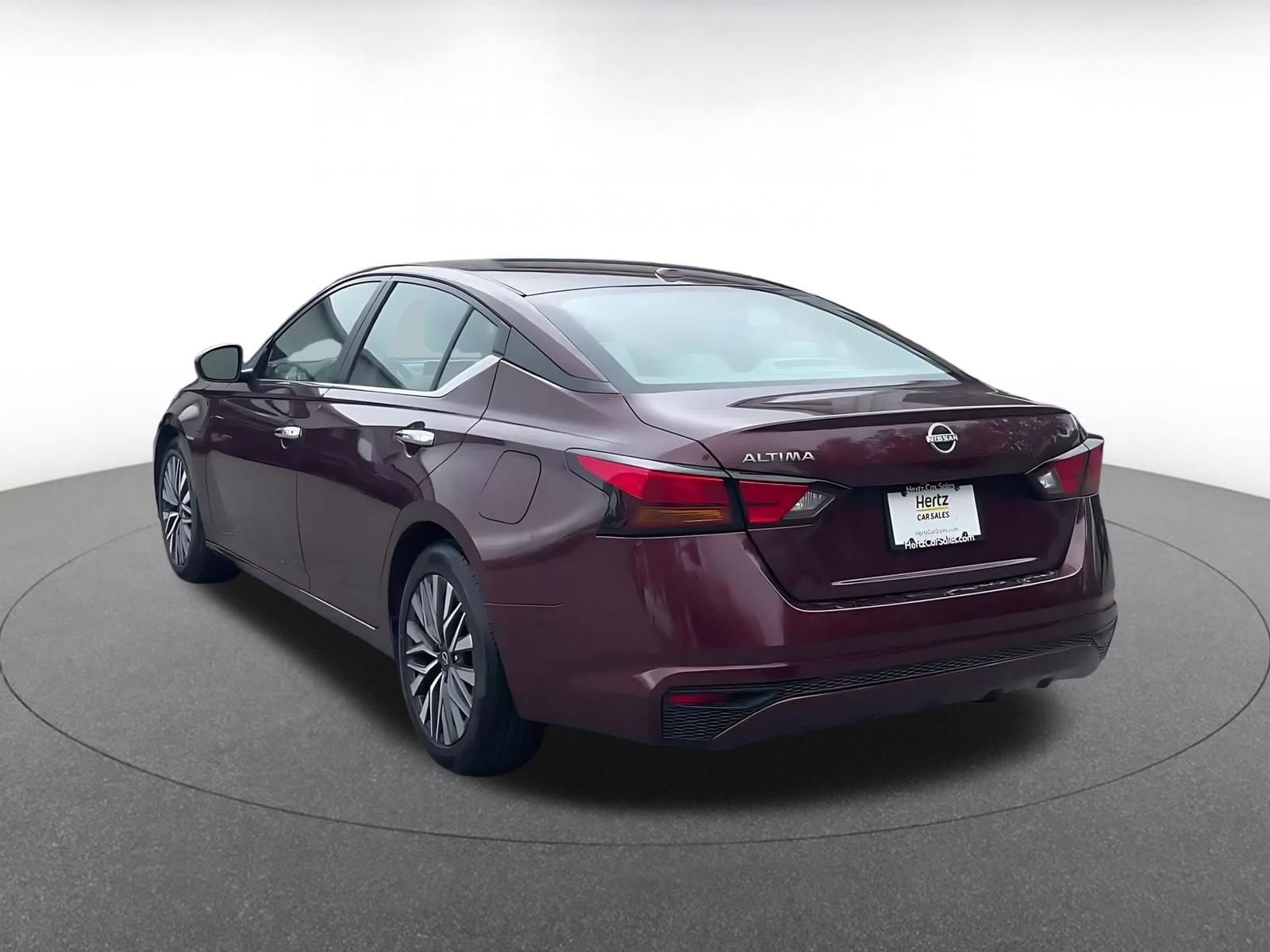 Thumbnail: 2025 Nissan Altima - 10