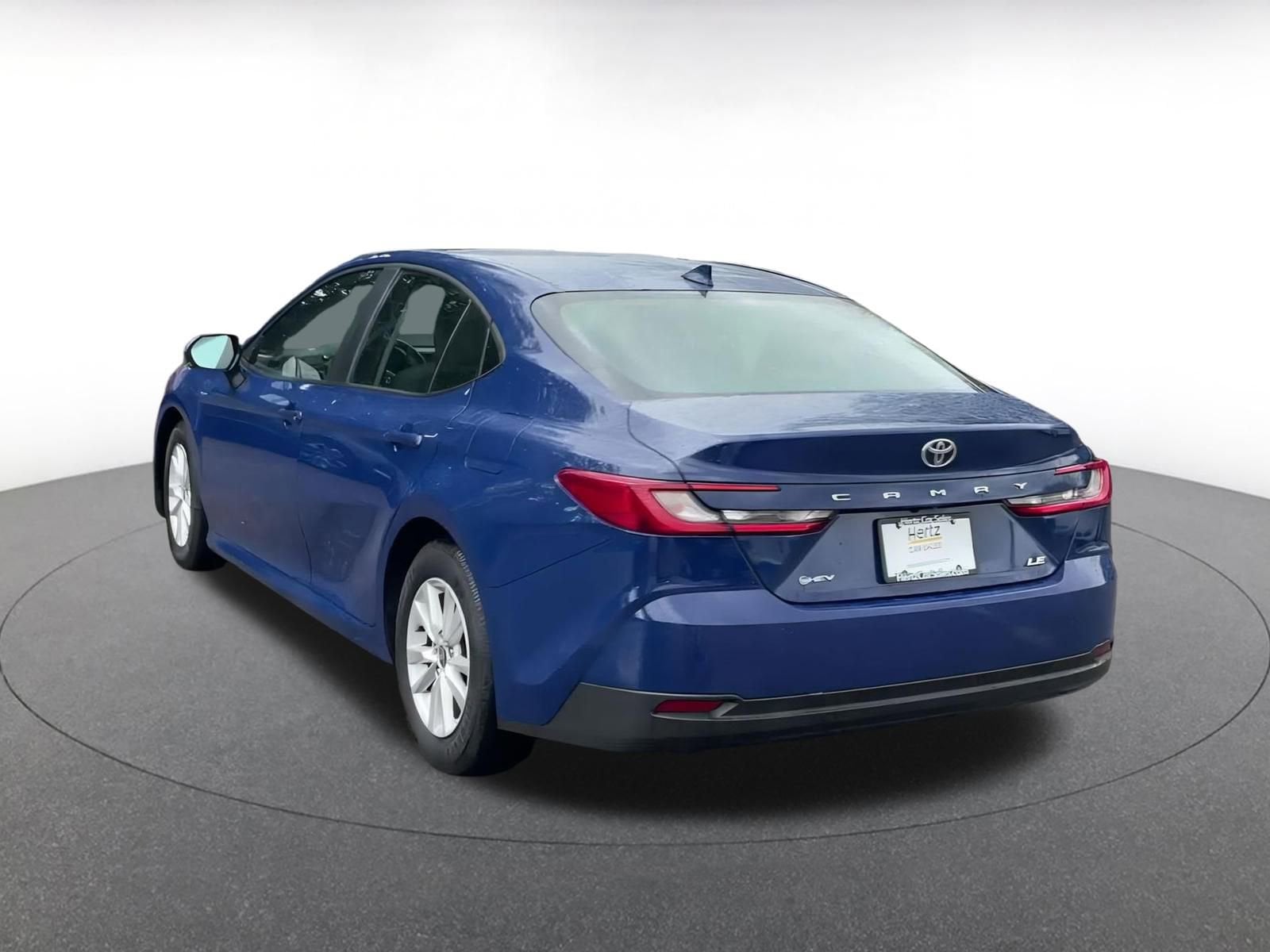 Thumbnail: 2025 Toyota Camry - 10