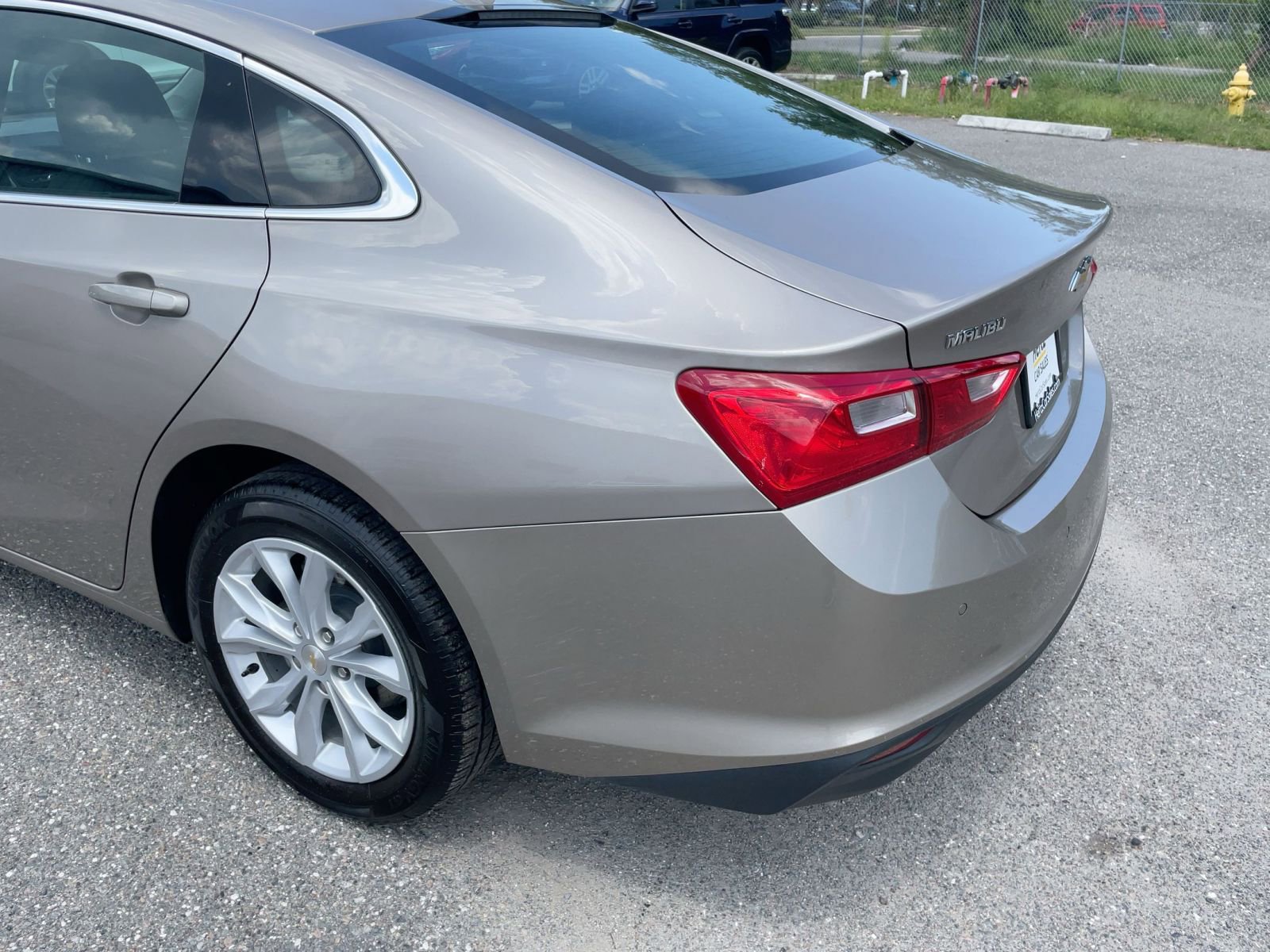 Thumbnail: 2024 Chevrolet Malibu - 12