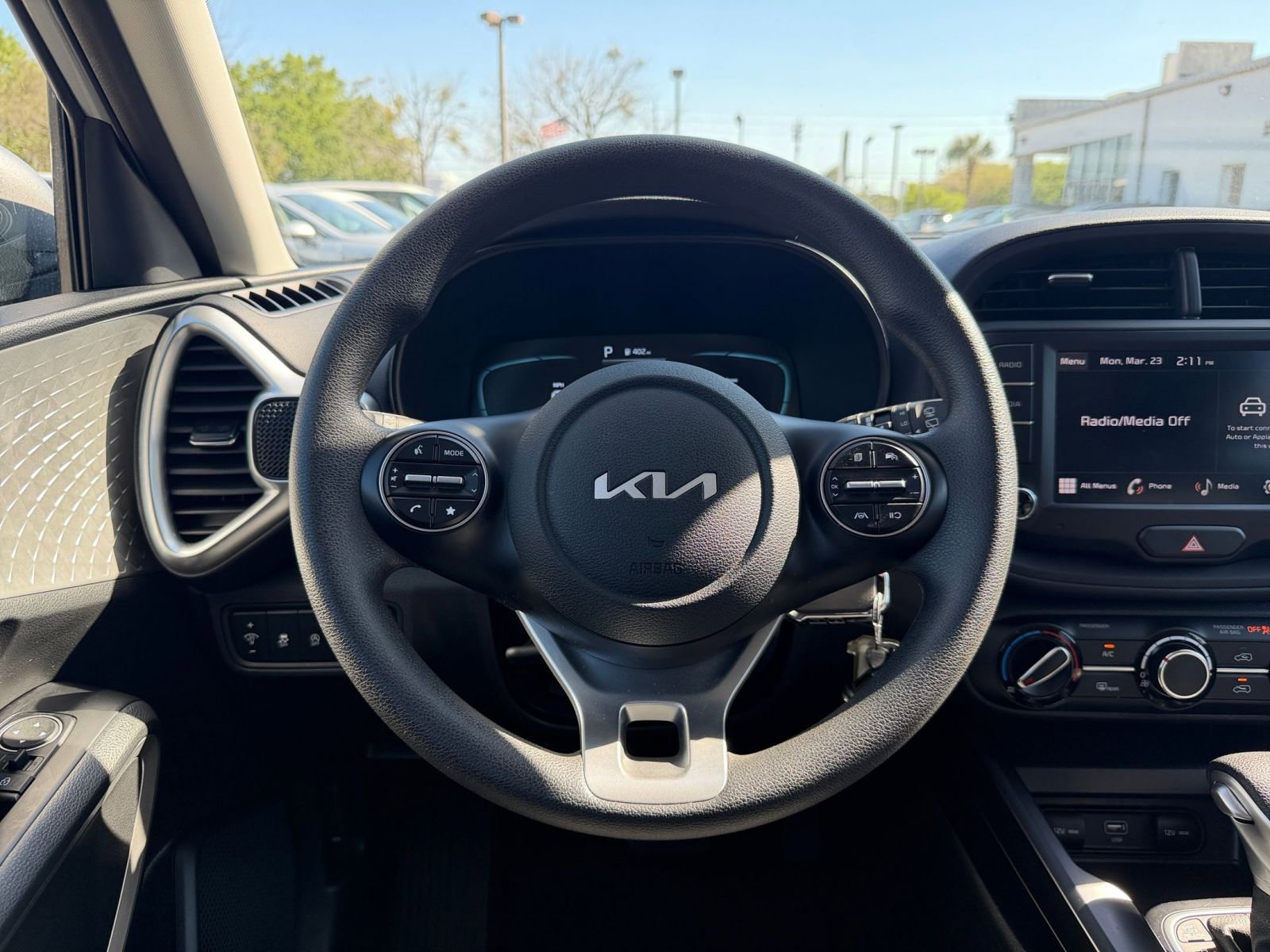 Thumbnail: 2025 Kia Soul - 25