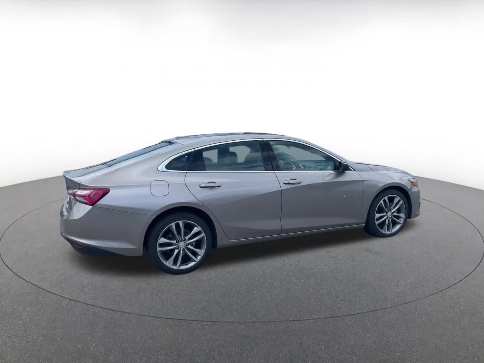 Thumbnail: 2024 Chevrolet Malibu - 14