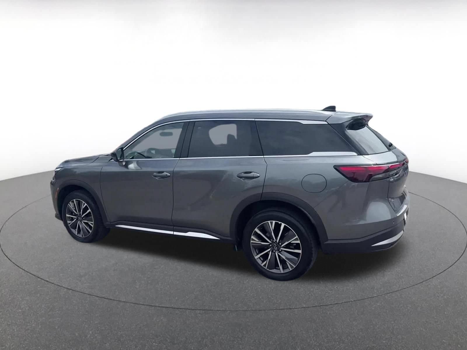 Thumbnail: 2026 INFINITI QX60 - 9