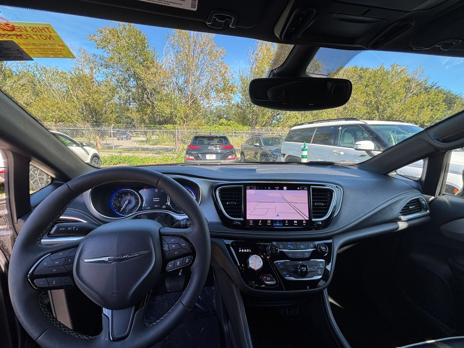 Thumbnail: 2025 Chrysler Pacifica - 33