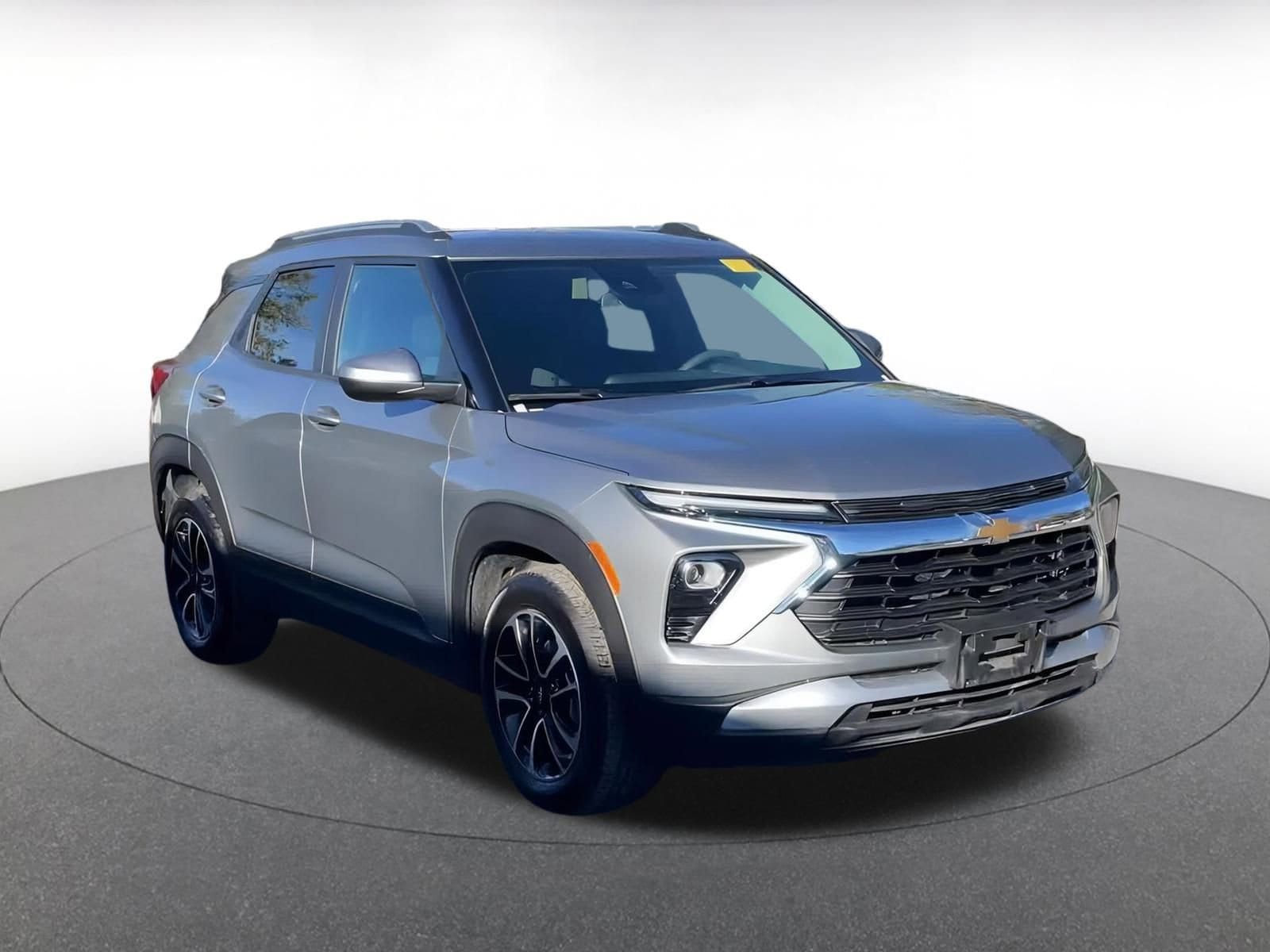 Thumbnail: 2025 Chevrolet TrailBlazer - 2