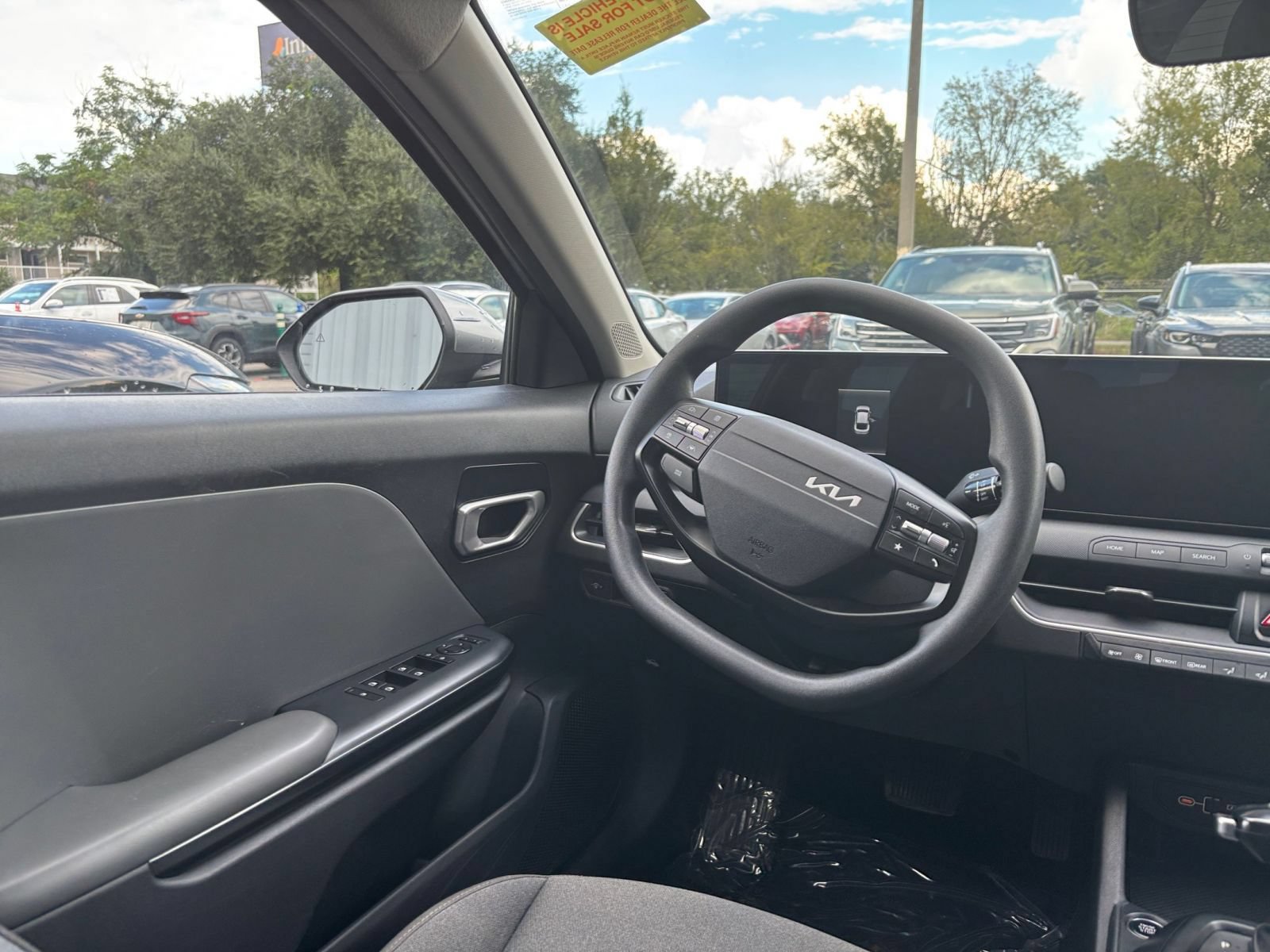 Thumbnail: 2025 Kia K4 - 32