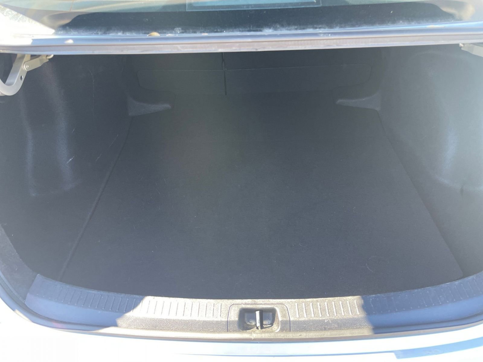 Thumbnail: 2025 Toyota Corolla - 29