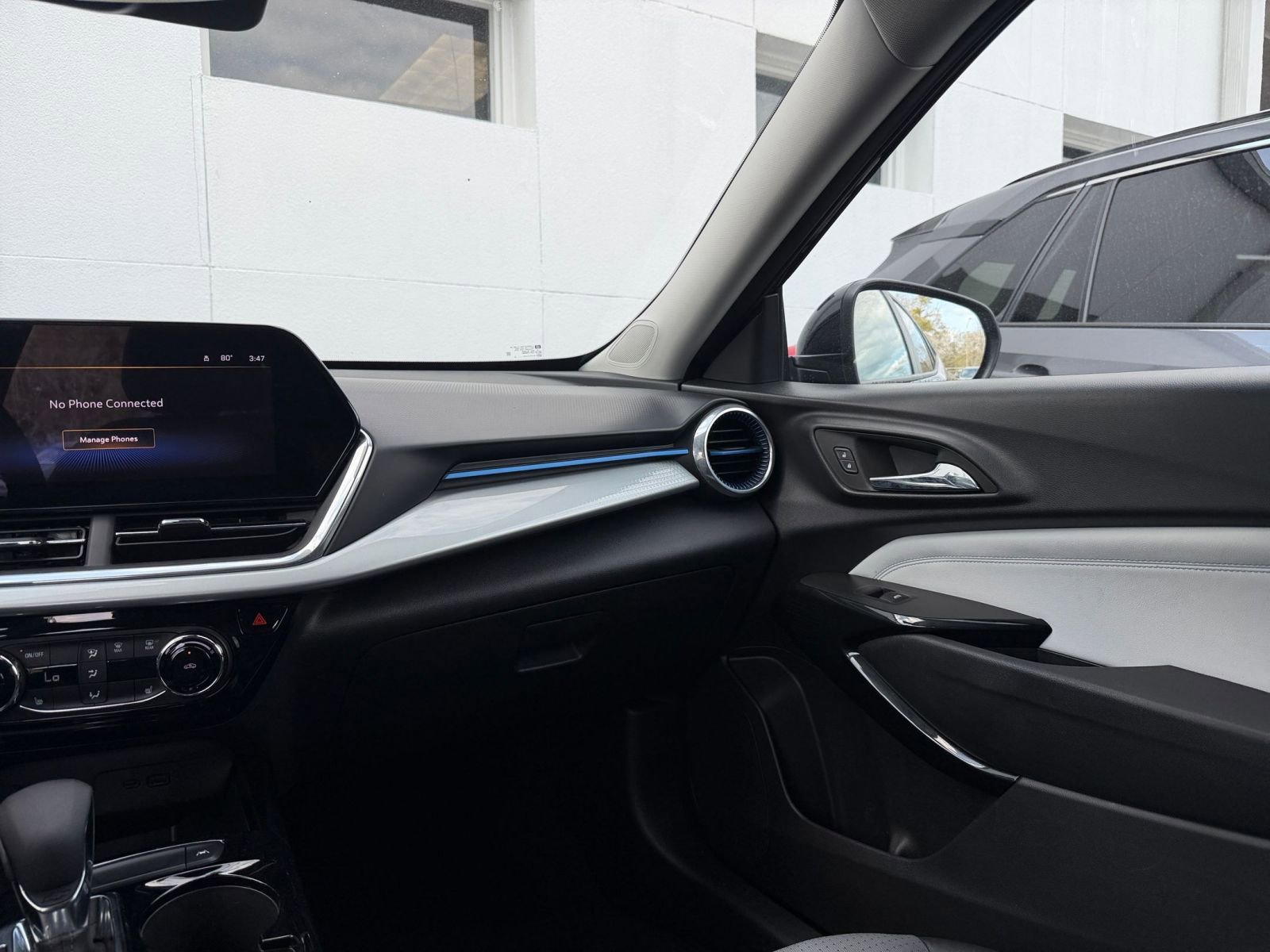 Thumbnail: 2025 Chevrolet Trax - 34