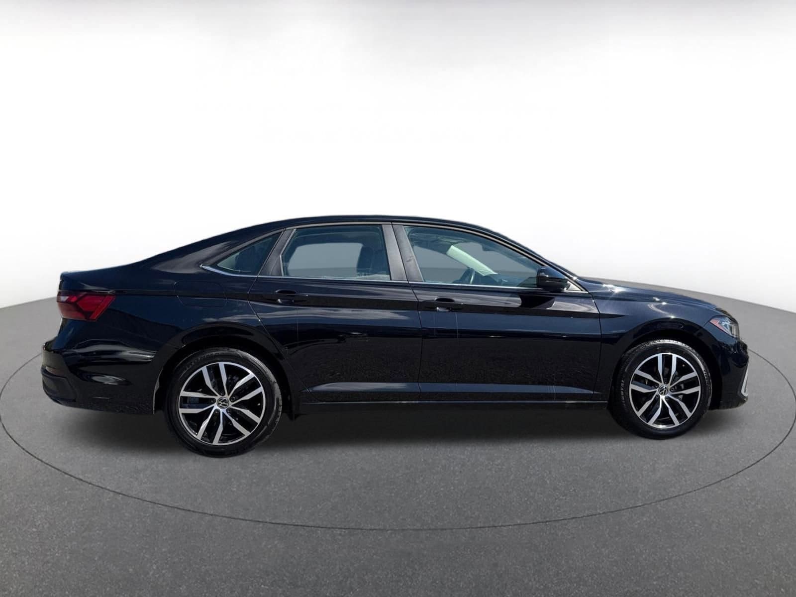 Thumbnail: 2025 Volkswagen Jetta - 15