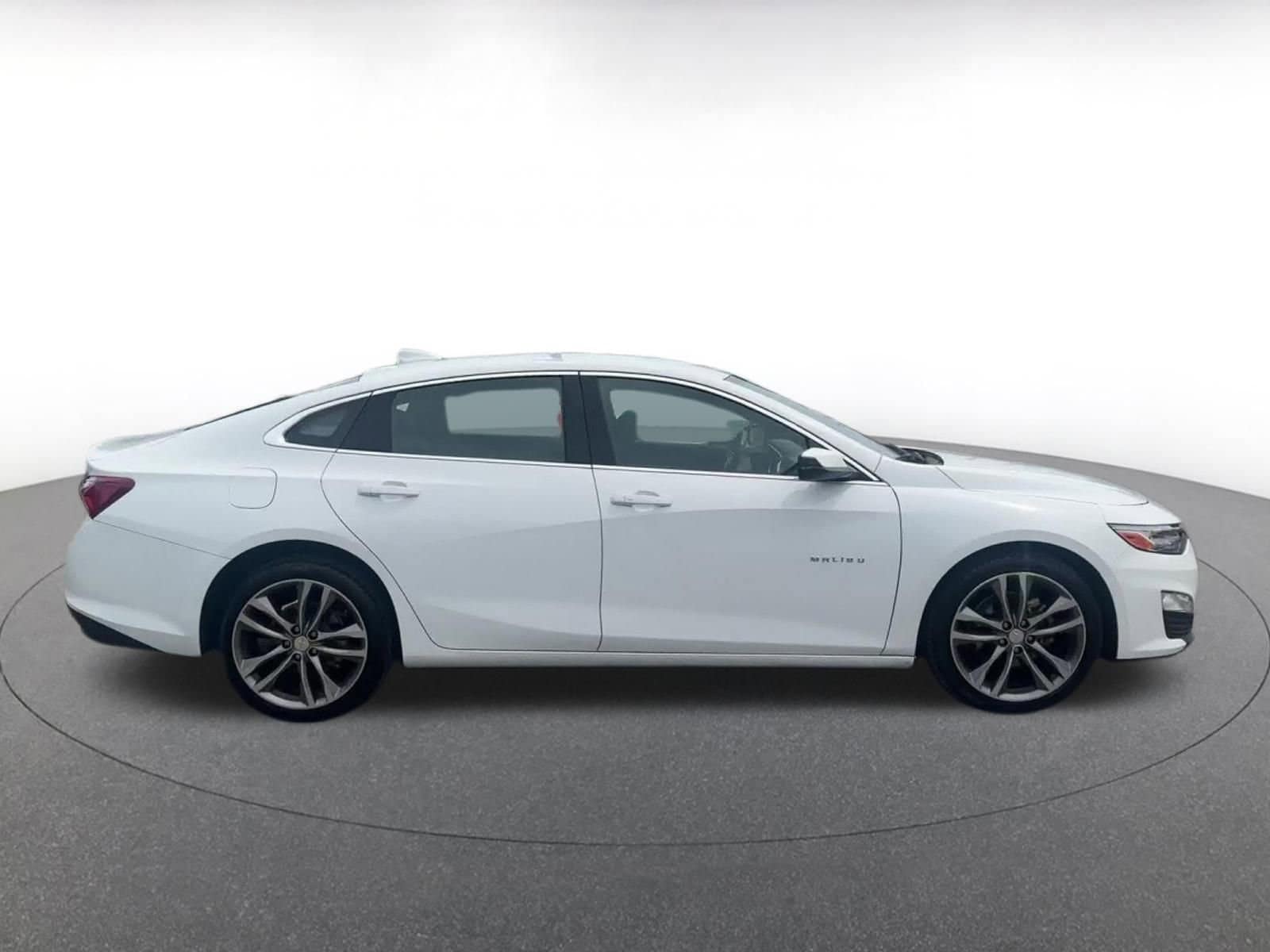 2024 Chevrolet Malibu LT 13