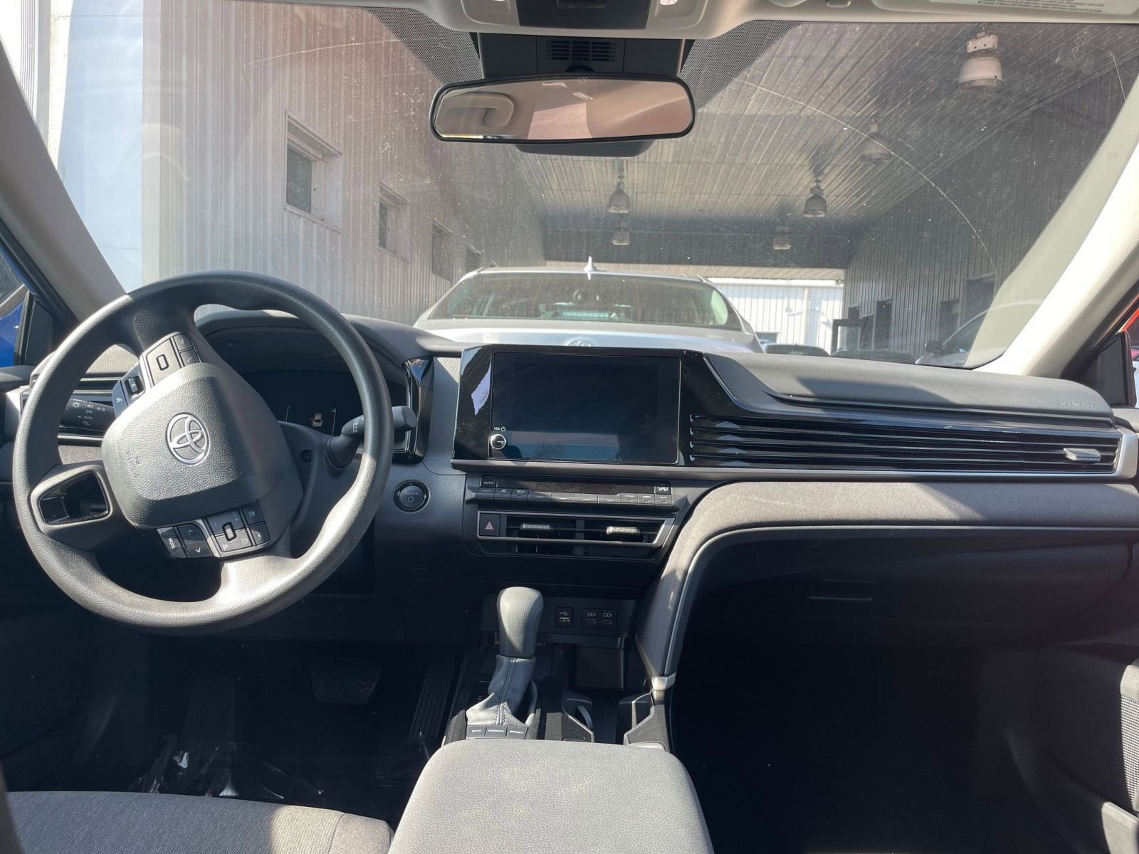 Thumbnail: 2025 Toyota Camry - 31