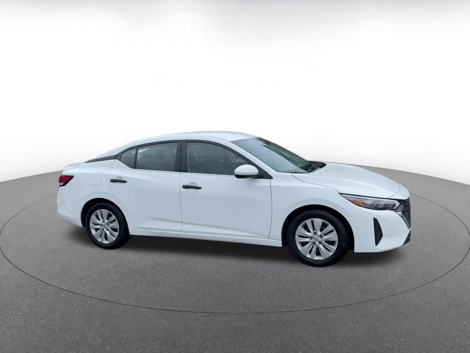 Thumbnail: 2025 Nissan Sentra - 1