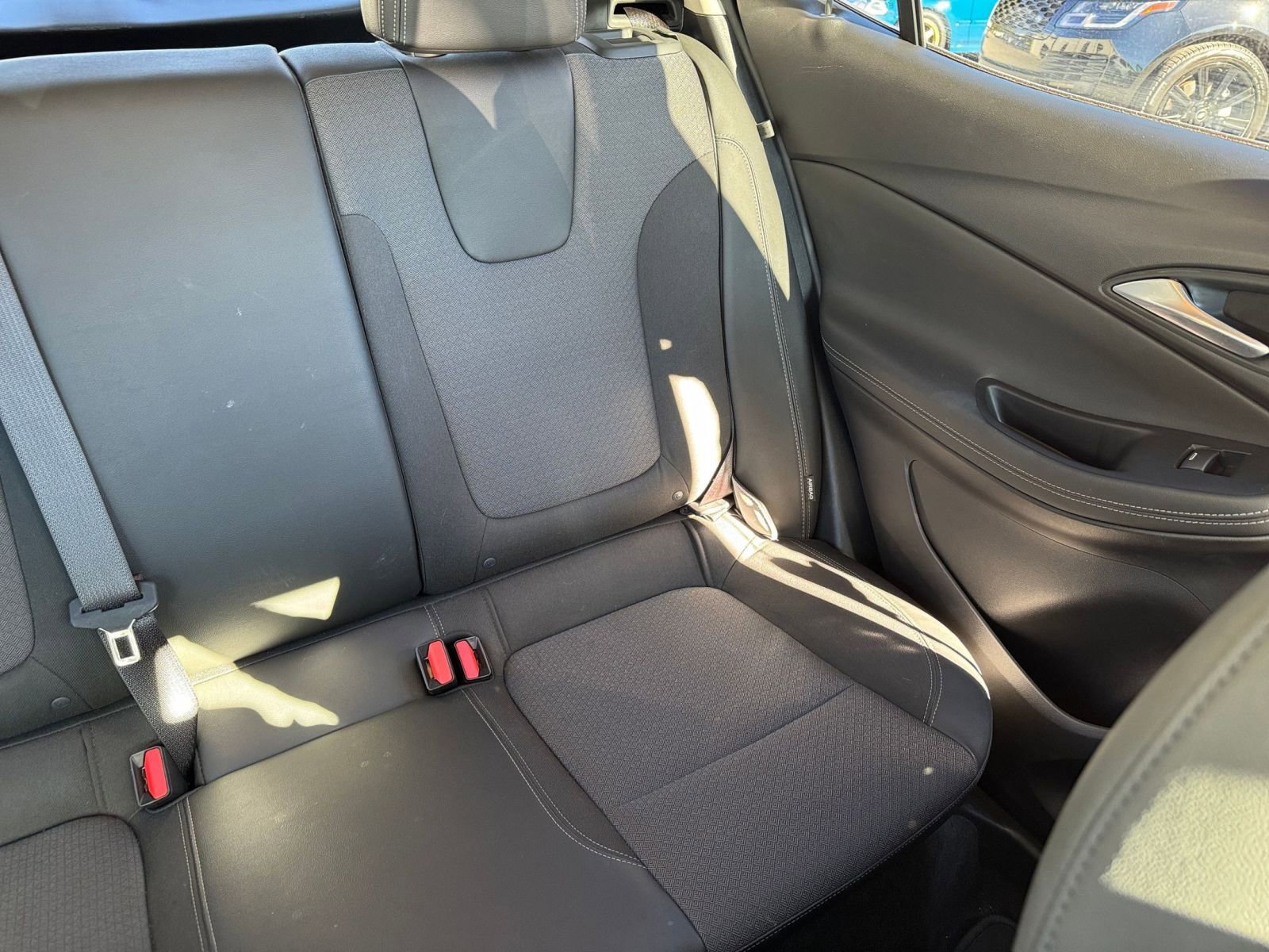 Thumbnail: 2025 Buick Encore GX - 35