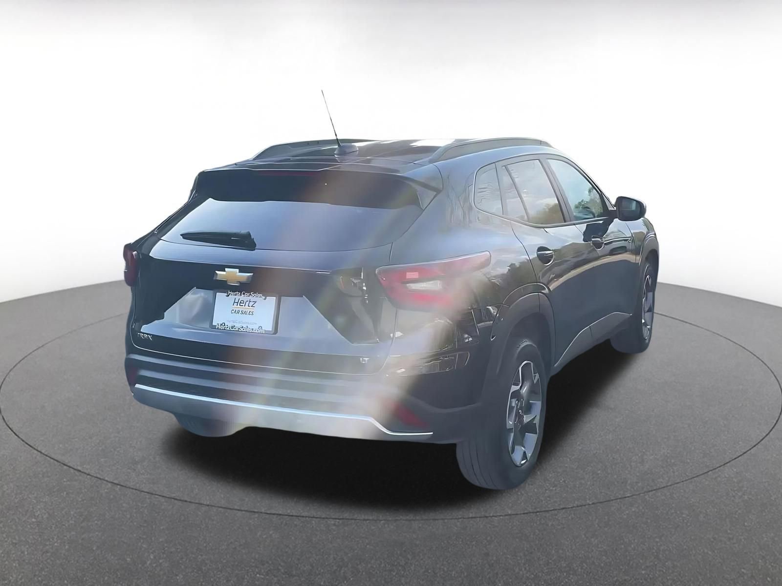 Thumbnail: 2025 Chevrolet Trax - 12