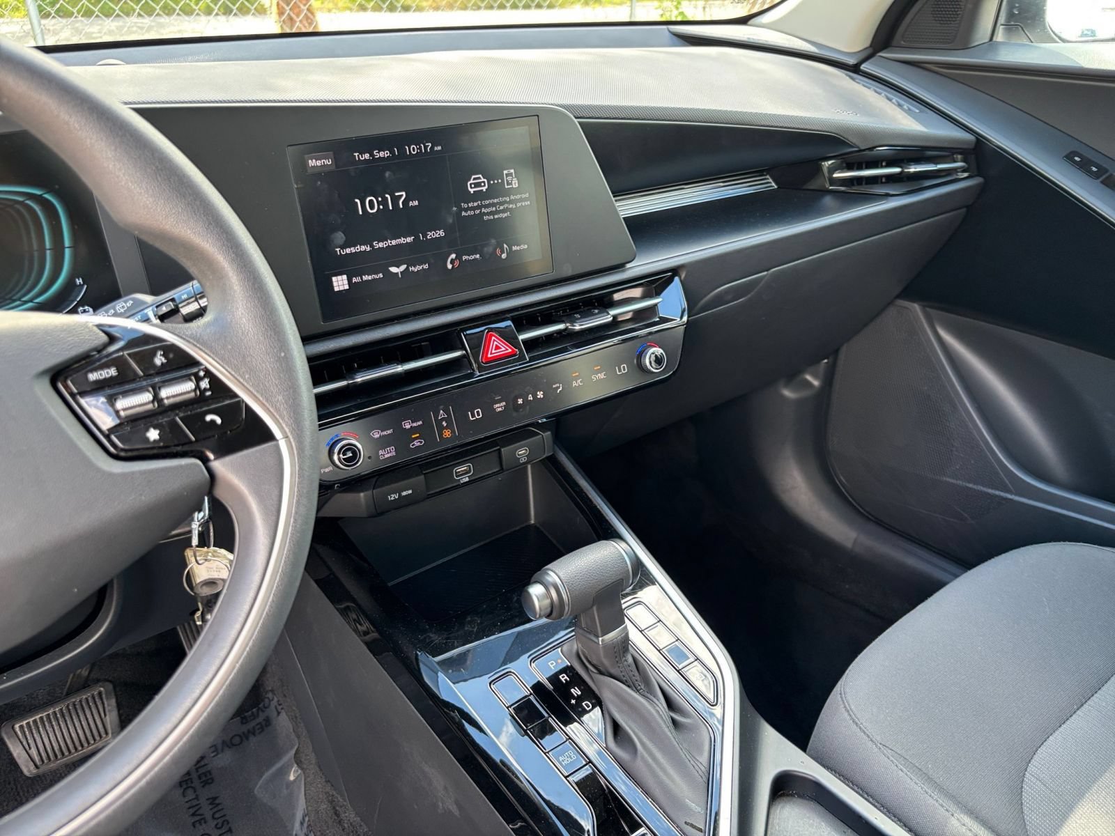 Thumbnail: 2026 Kia Niro - 16