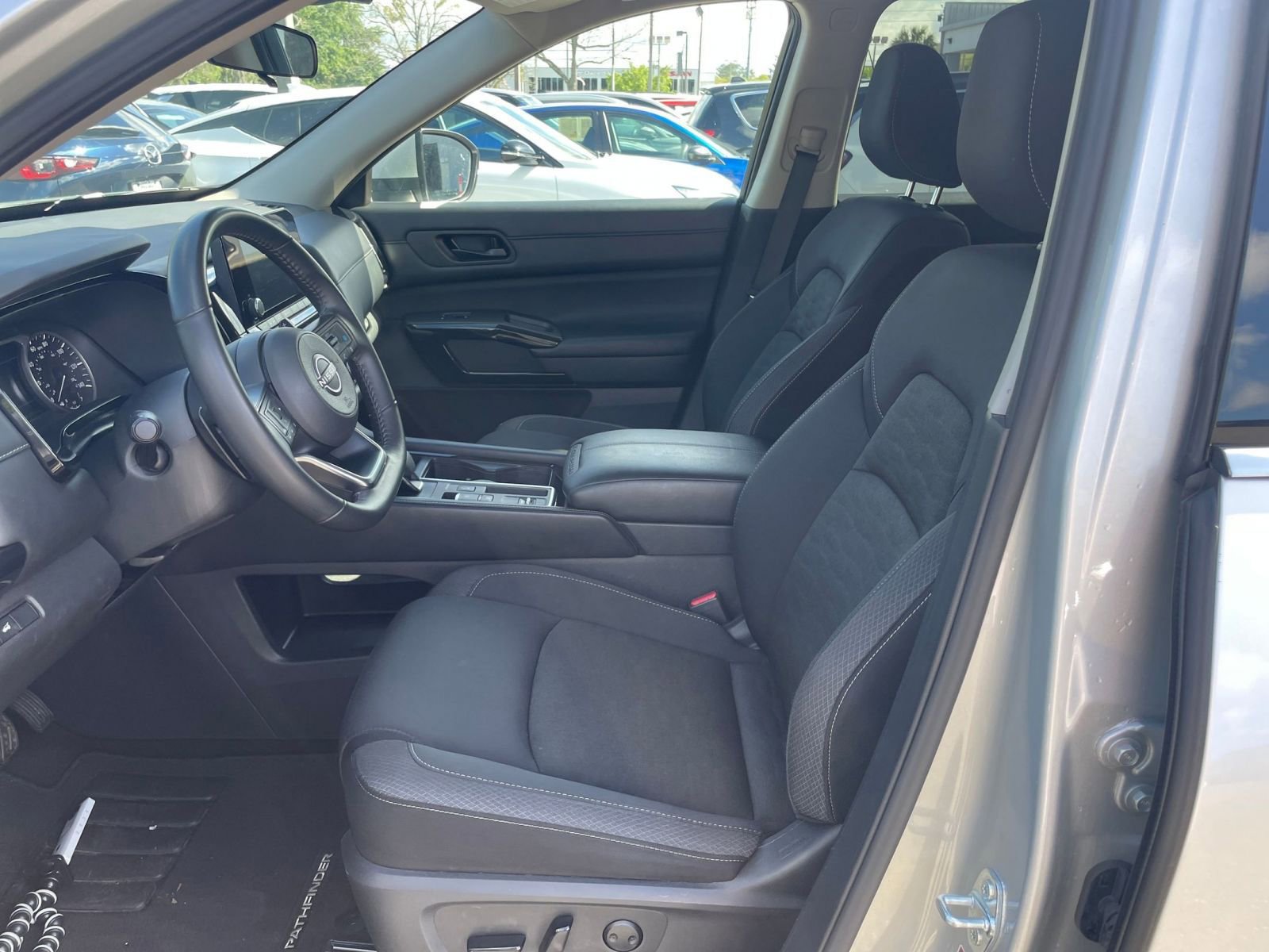 Thumbnail: 2025 Nissan Pathfinder - 28