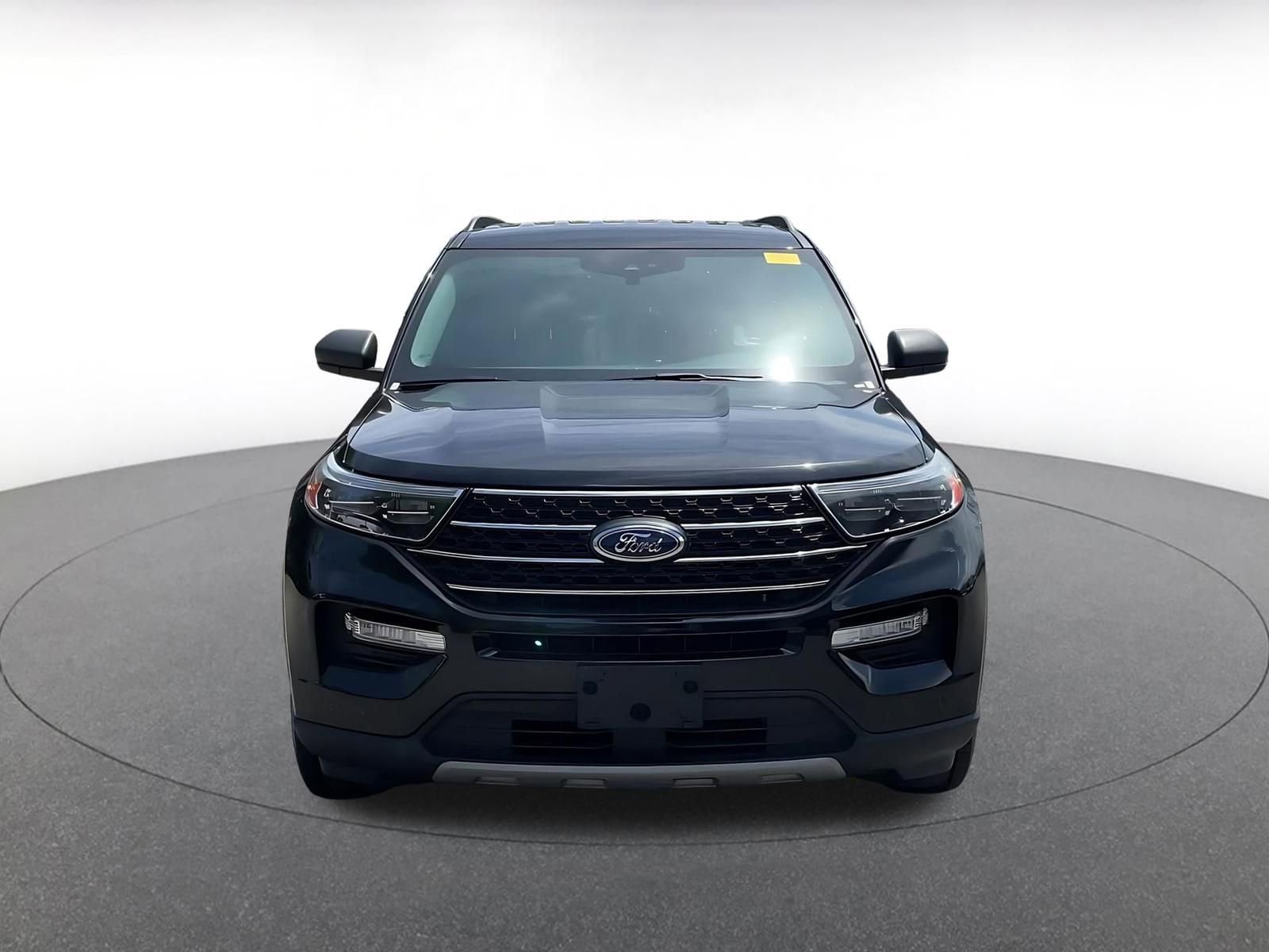 Thumbnail: 2023 Ford Explorer - 3