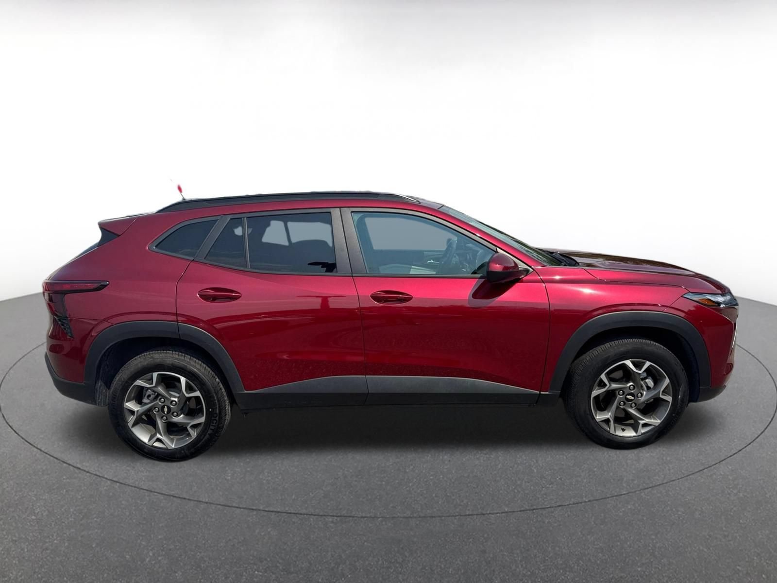 Thumbnail: 2025 Chevrolet Trax - 15