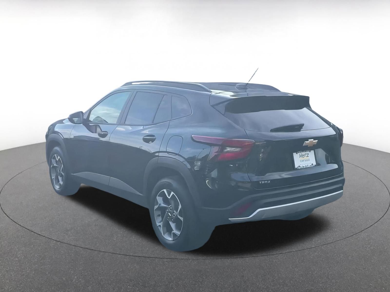 Thumbnail: 2025 Chevrolet Trax - 9