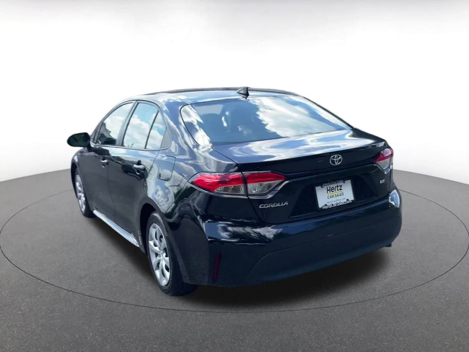 Thumbnail: 2023 Toyota Corolla - 9