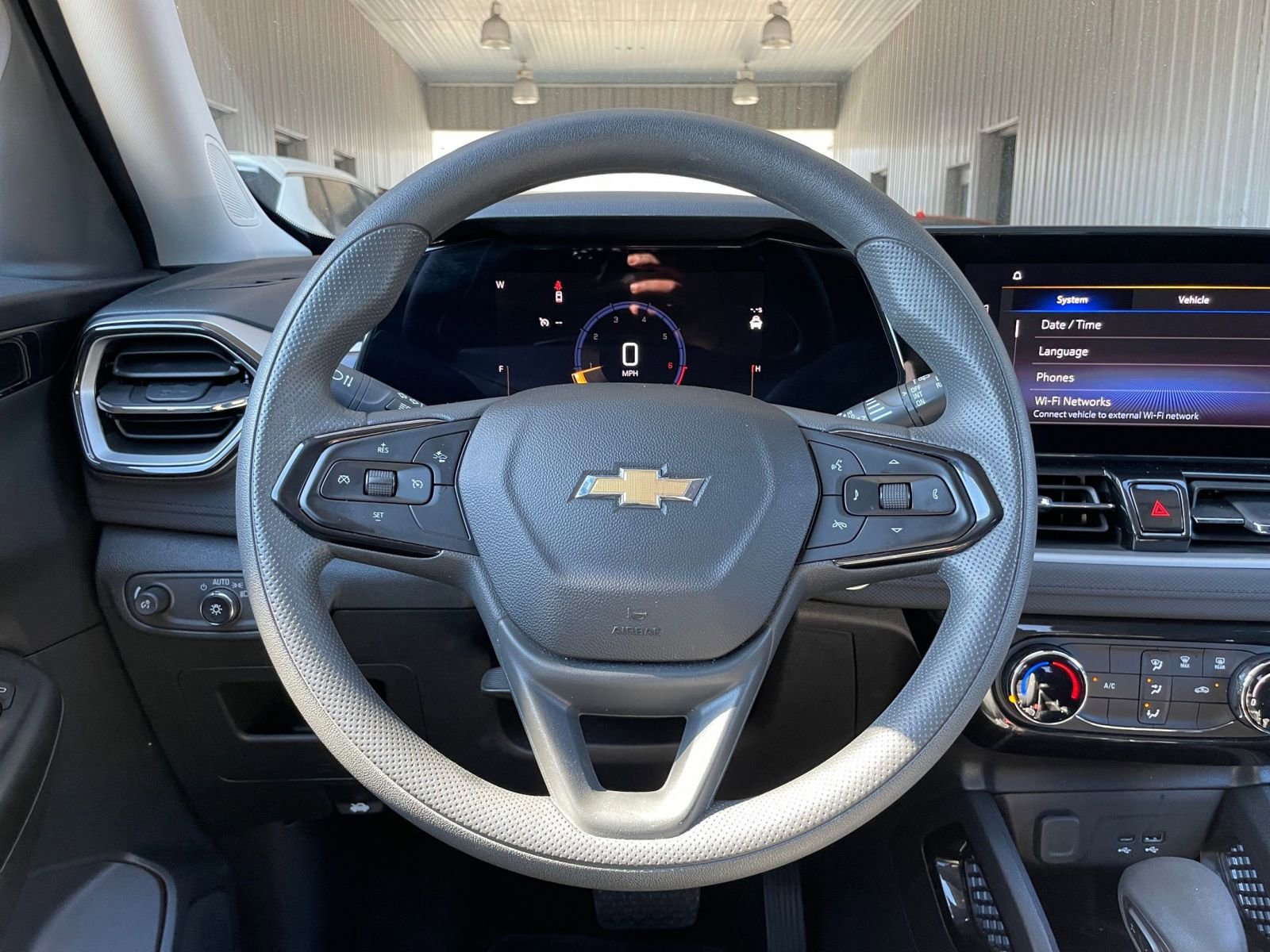 Thumbnail: 2025 Chevrolet TrailBlazer - 27