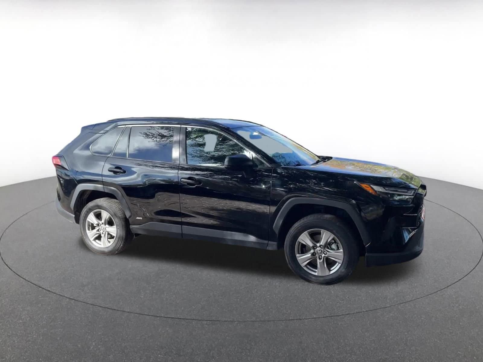 Thumbnail: 2025 Toyota RAV4 - 1