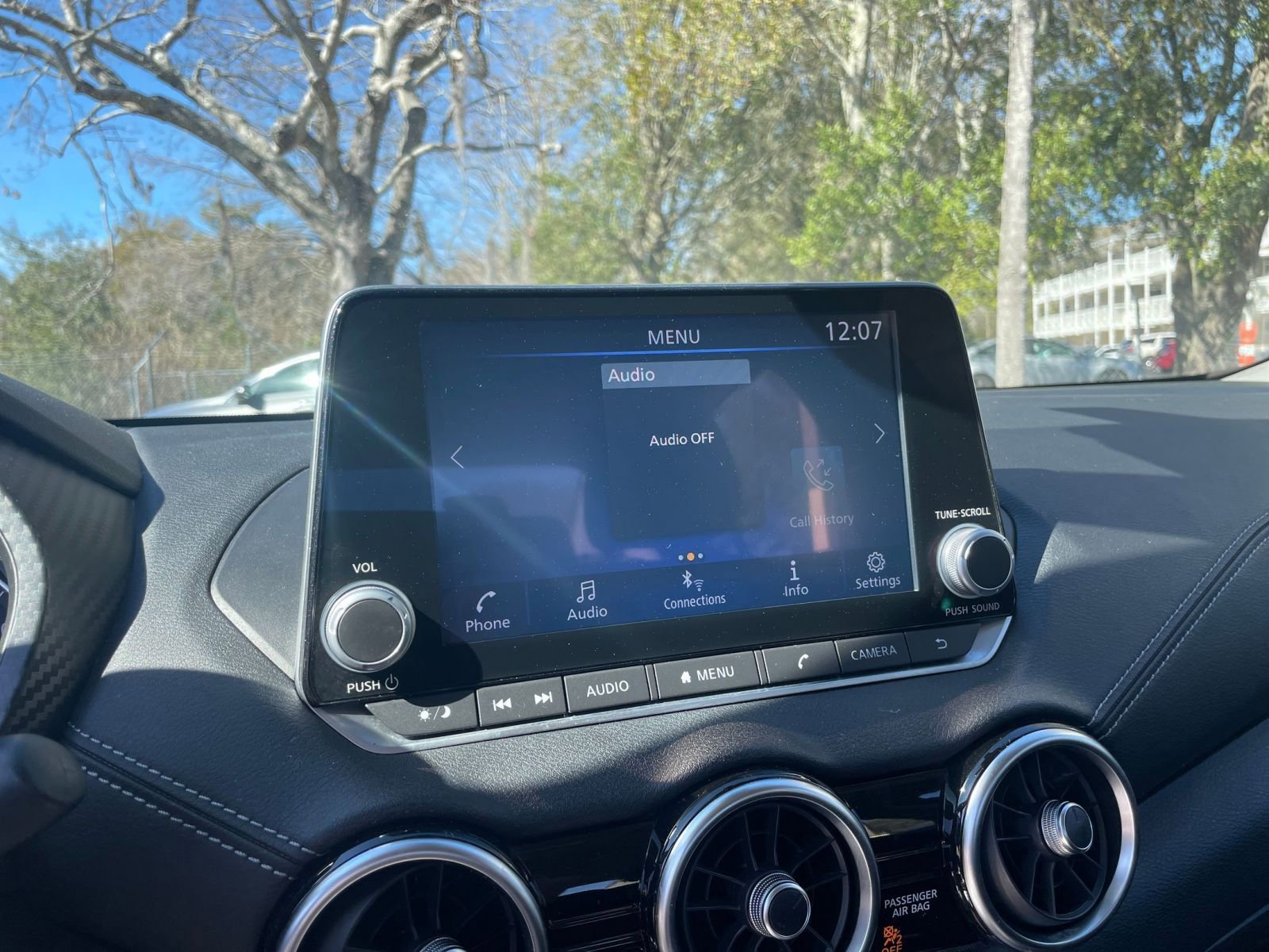 Thumbnail: 2023 Nissan Sentra - 20