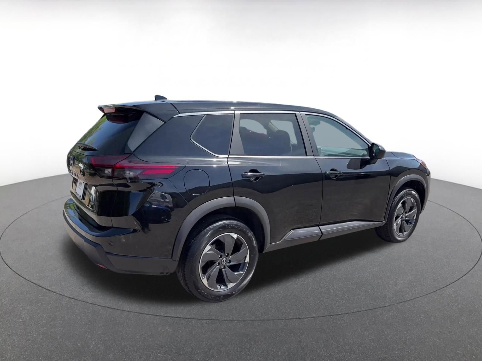 Thumbnail: 2025 Nissan Rogue - 12
