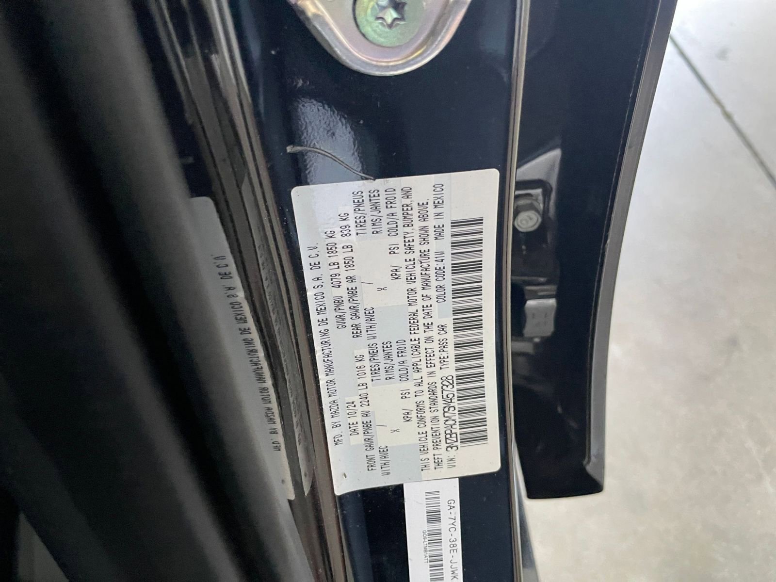 Thumbnail: 2025 Mazda Mazda3 - 25