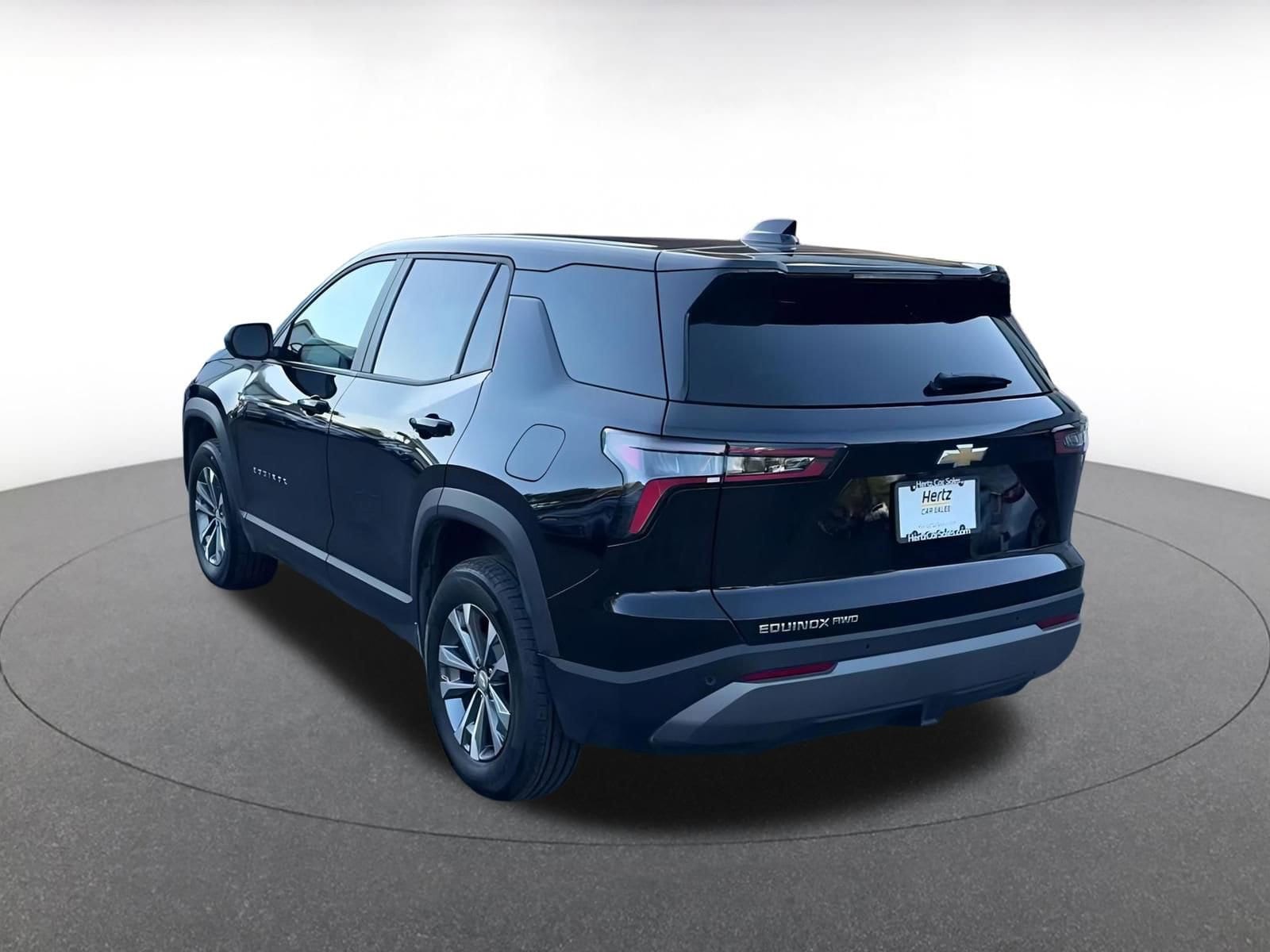 Thumbnail: 2025 Chevrolet Equinox - 10