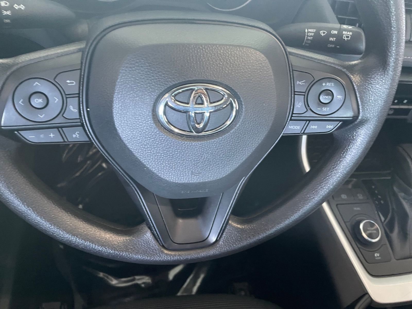 Thumbnail: 2025 Toyota RAV4 - 24