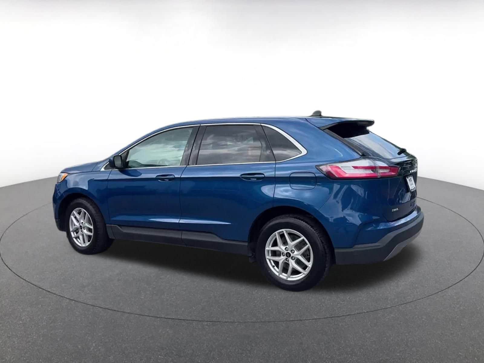 Thumbnail: 2024 Ford Edge - 9