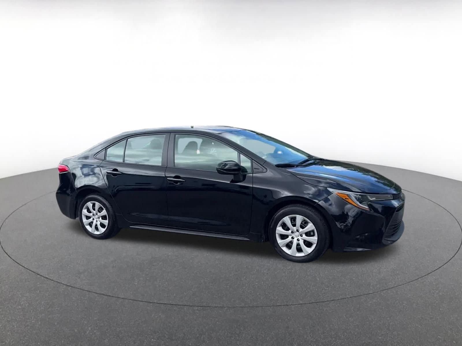 Thumbnail: 2024 Toyota Corolla - 1