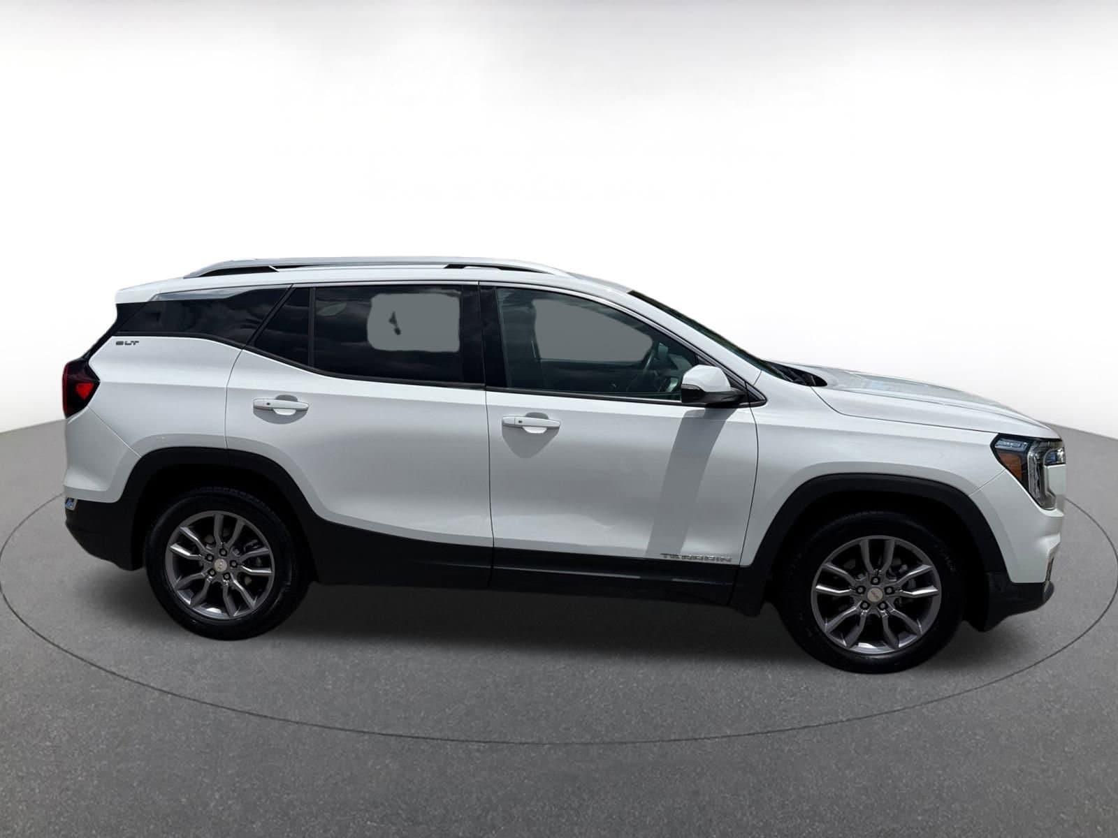 Thumbnail: 2023 GMC Terrain - 15
