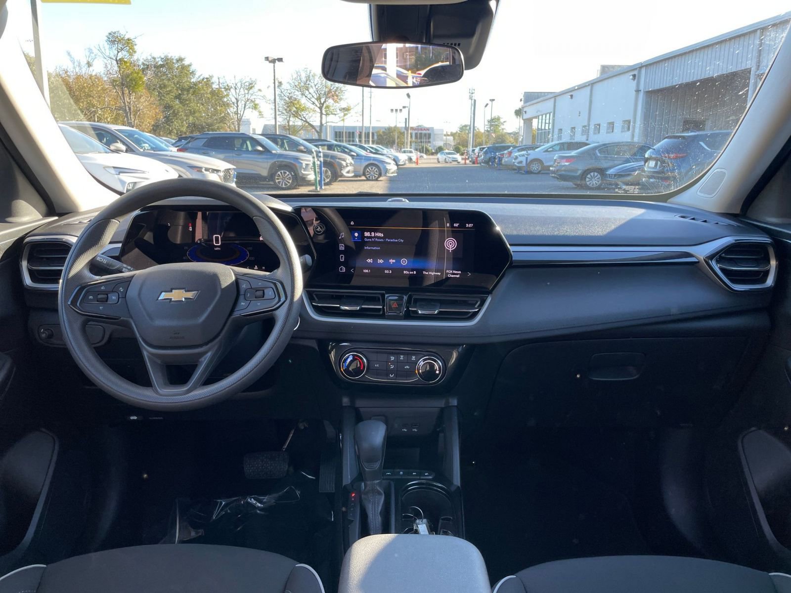 Thumbnail: 2025 Chevrolet TrailBlazer - 31