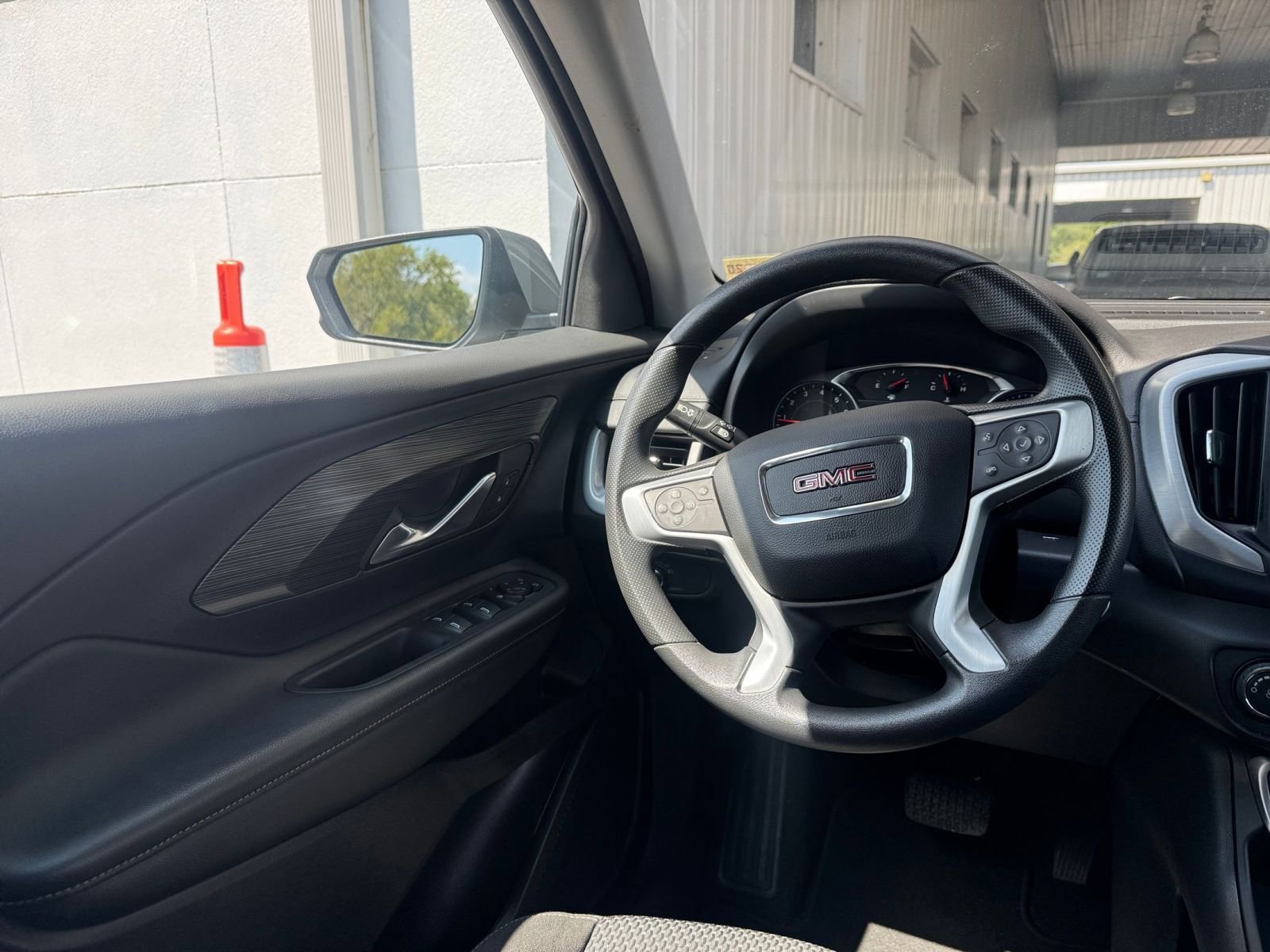 Thumbnail: 2024 GMC Terrain - 33