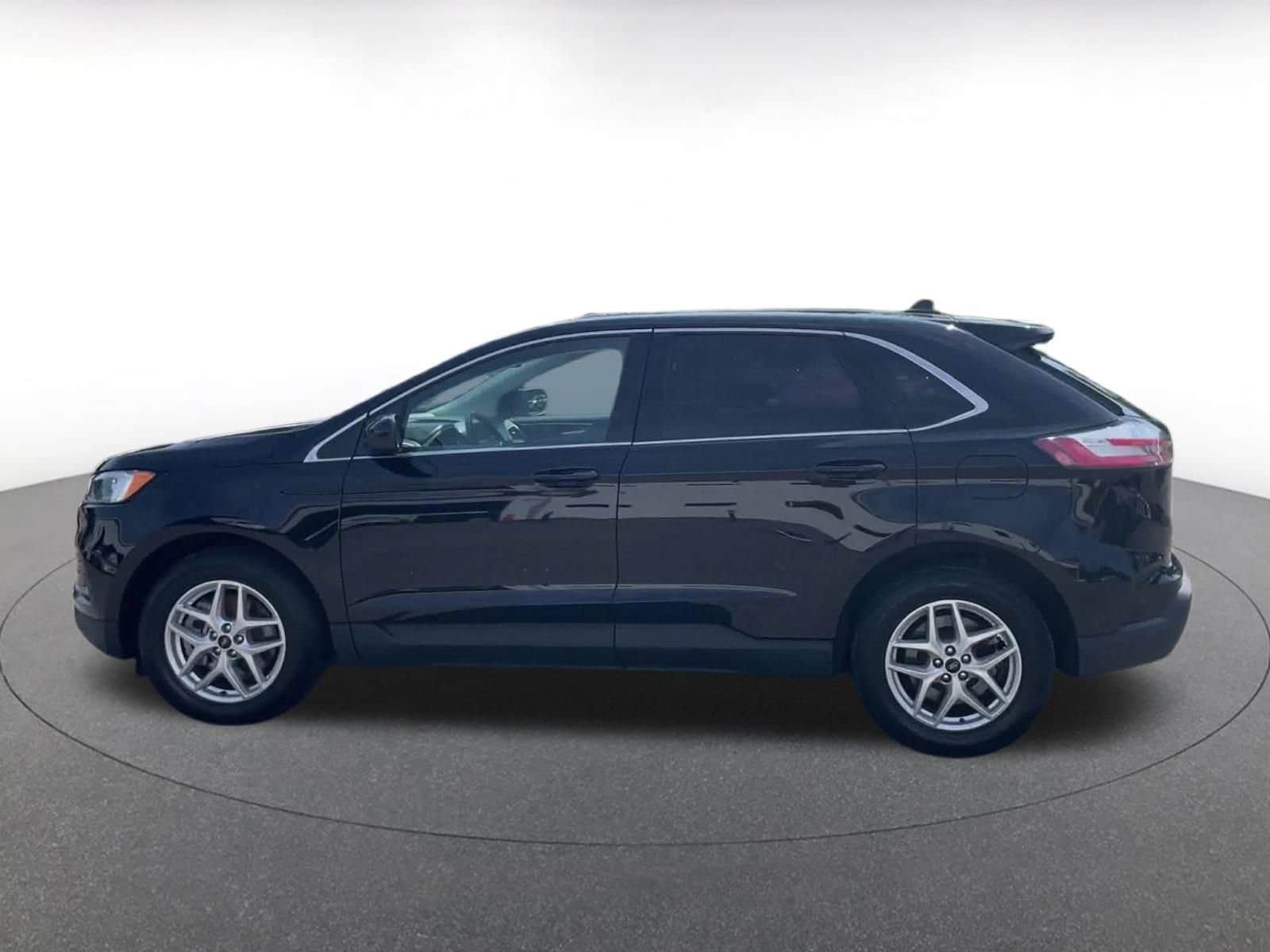 Thumbnail: 2023 Ford Edge - 14