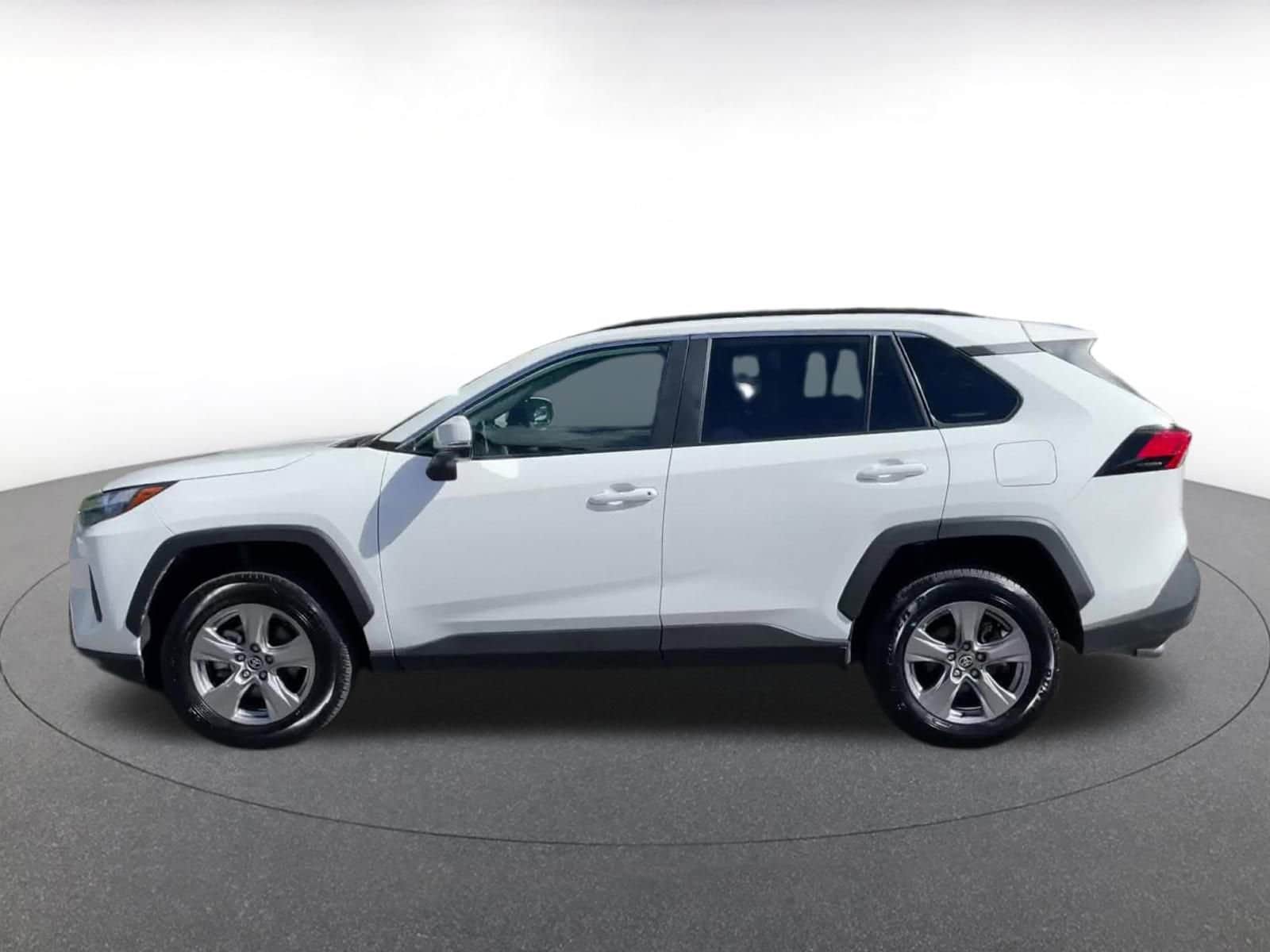 Thumbnail: 2025 Toyota RAV4 - 9