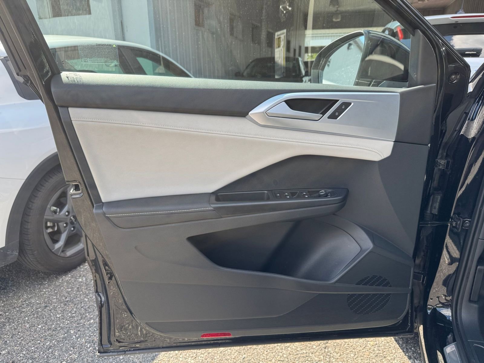 Thumbnail: 2025 Volkswagen Taos - 20