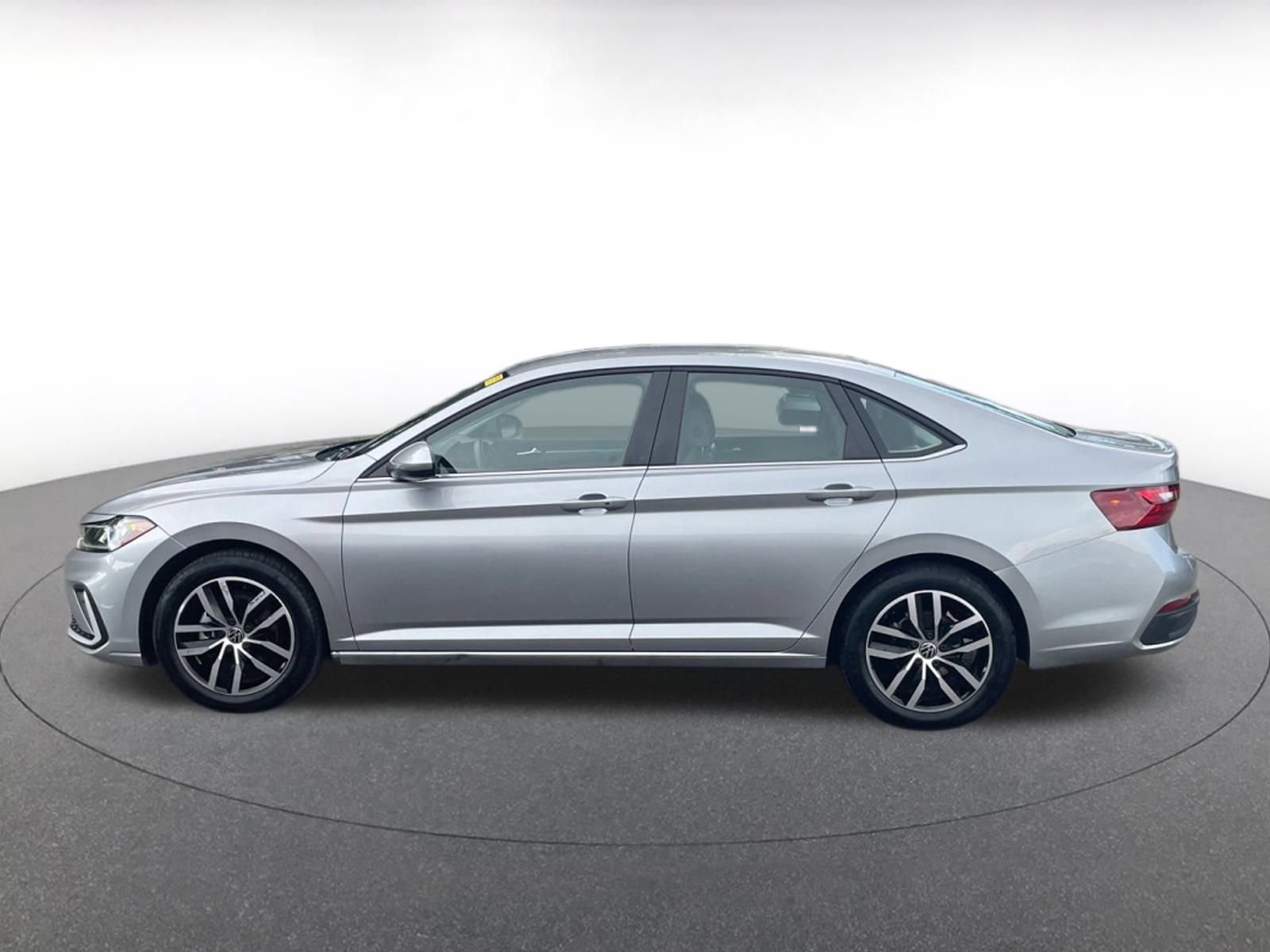 Thumbnail: 2025 Volkswagen Jetta - 8