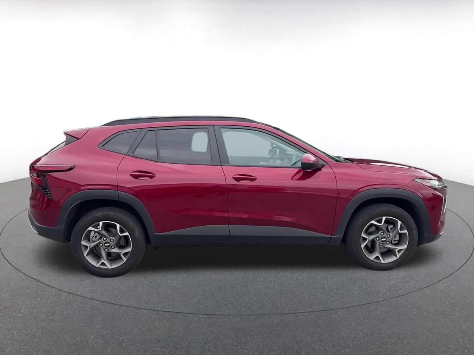 Thumbnail: 2025 Chevrolet Trax - 13