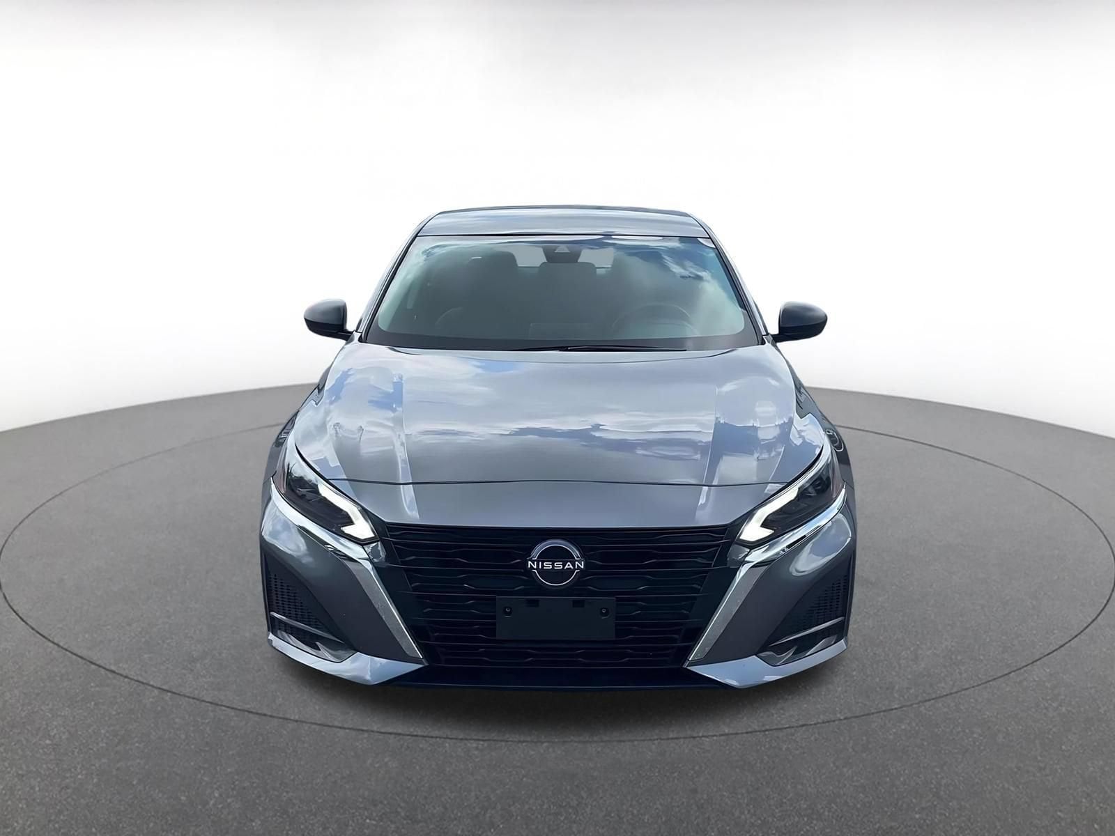Thumbnail: 2025 Nissan Altima - 3