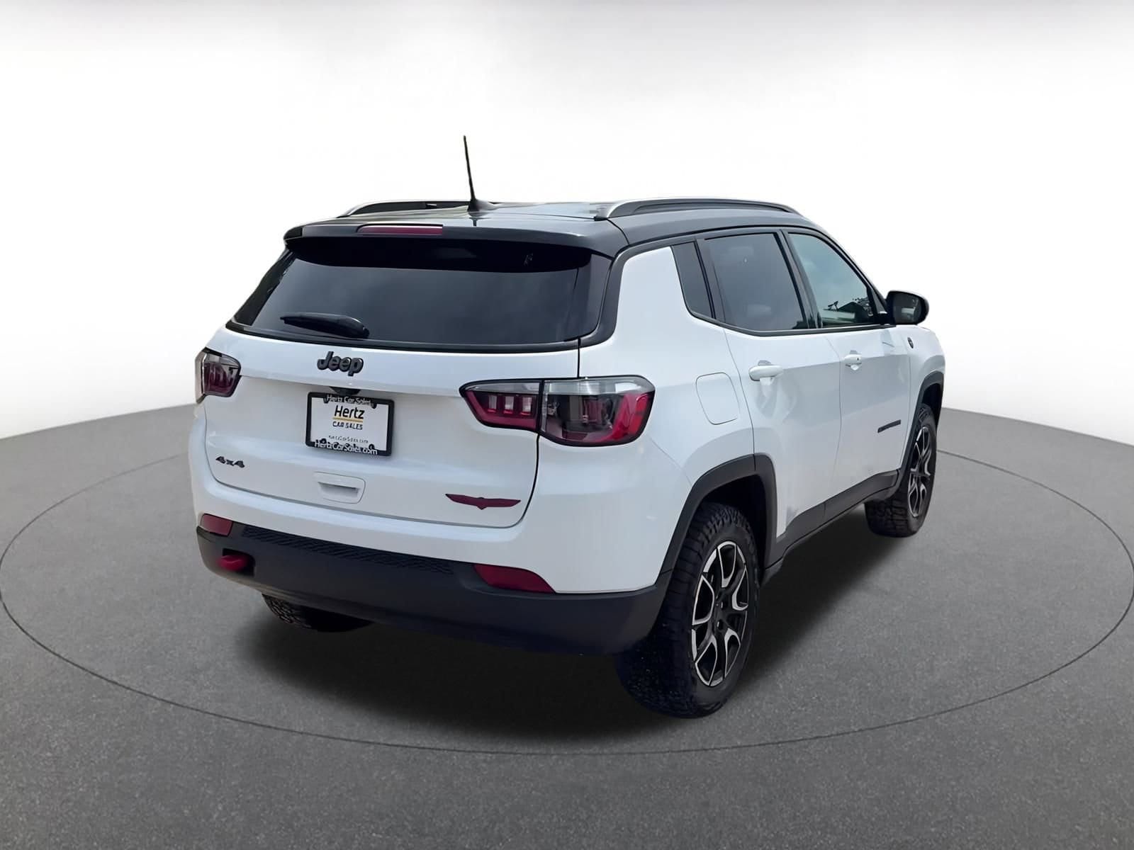 Thumbnail: 2025 Jeep Compass - 12