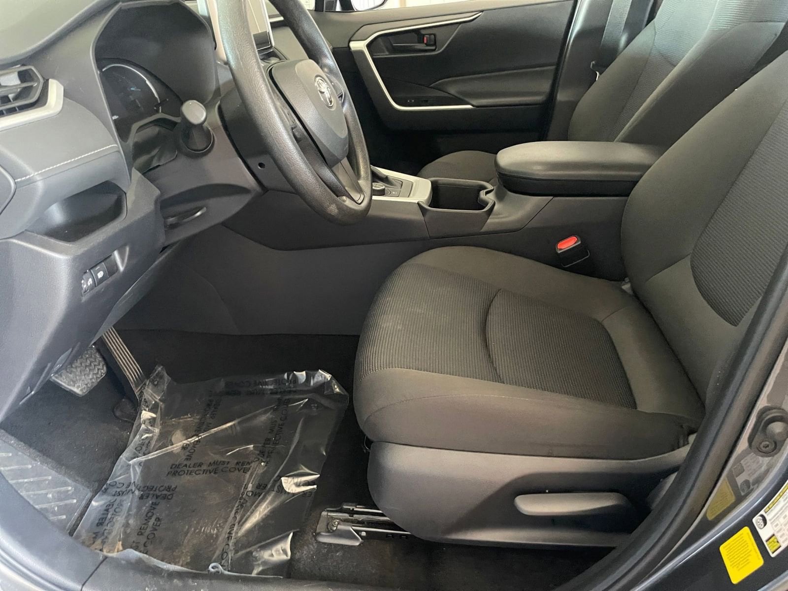 Thumbnail: 2025 Toyota RAV4 - 24