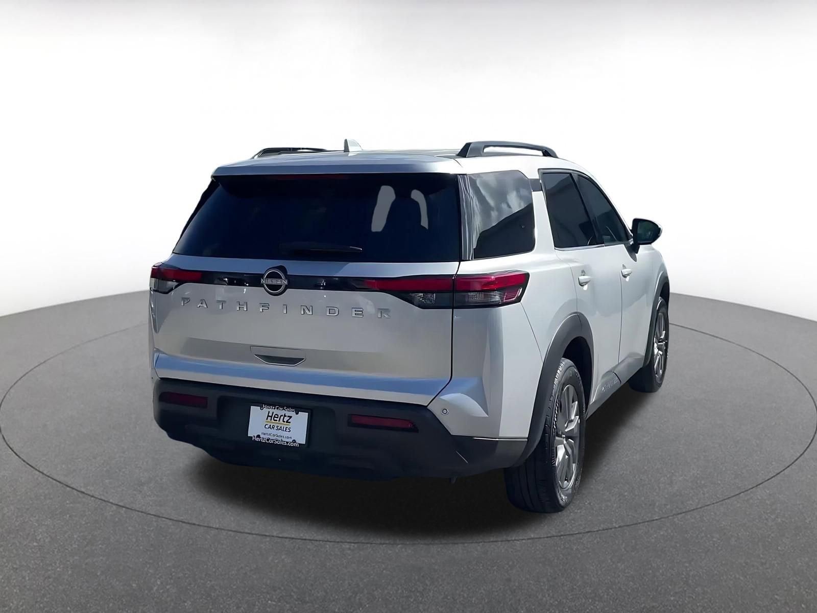 Thumbnail: 2025 Nissan Pathfinder - 12